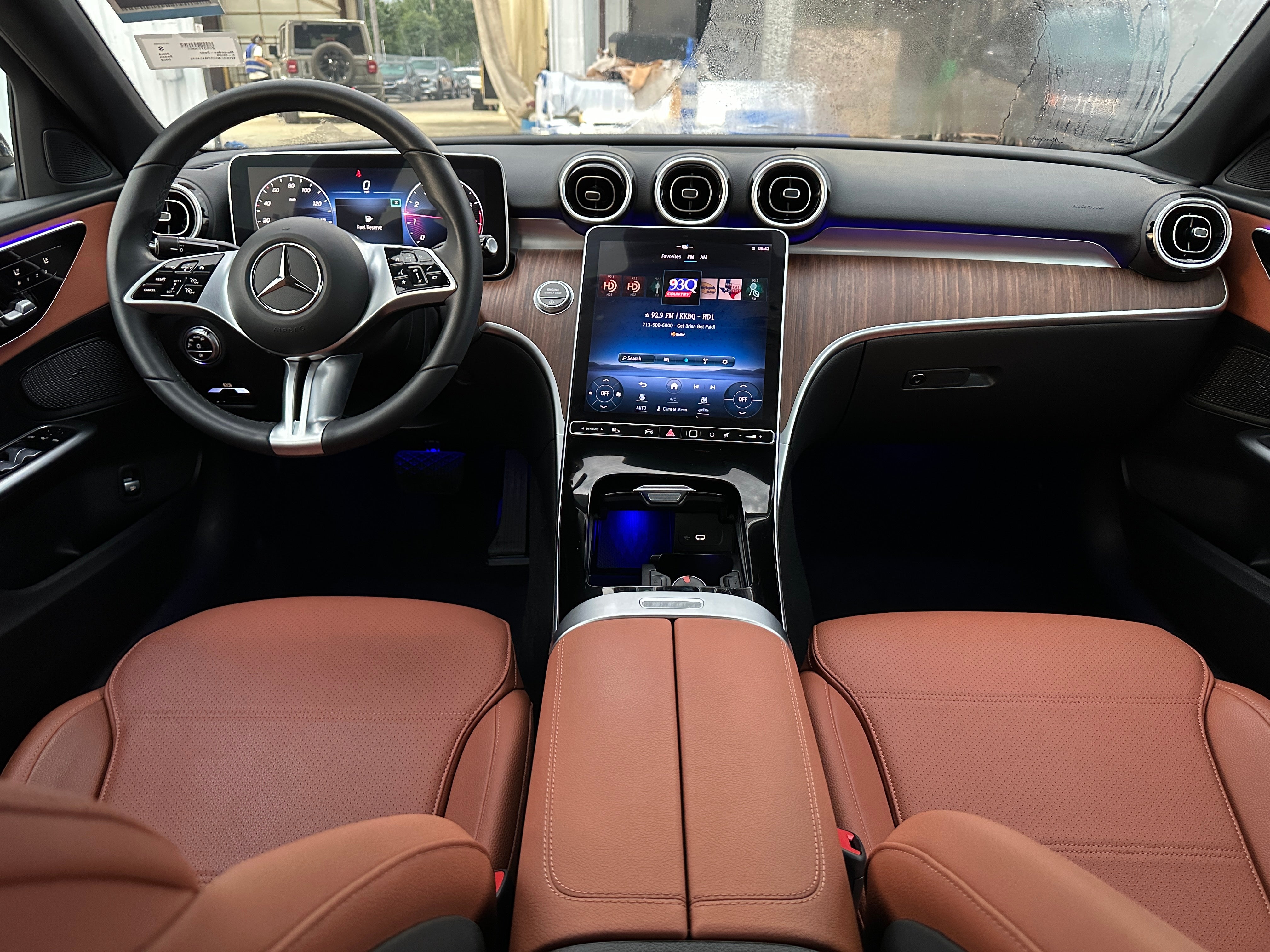 Thumbnail: 2023 Mercedes-Benz C-Class - 2
