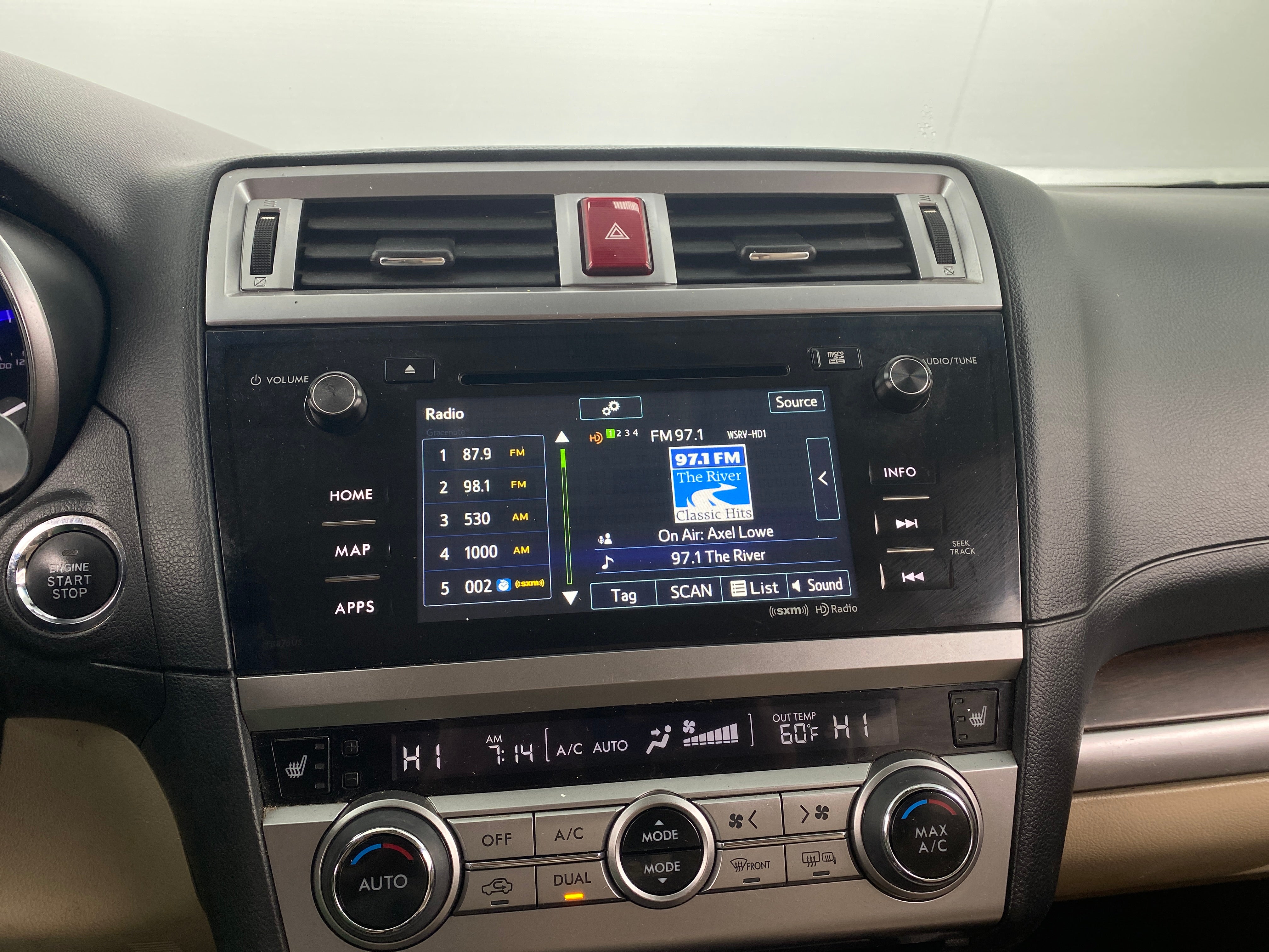 2017 Subaru Outback 2.5i Limited 3