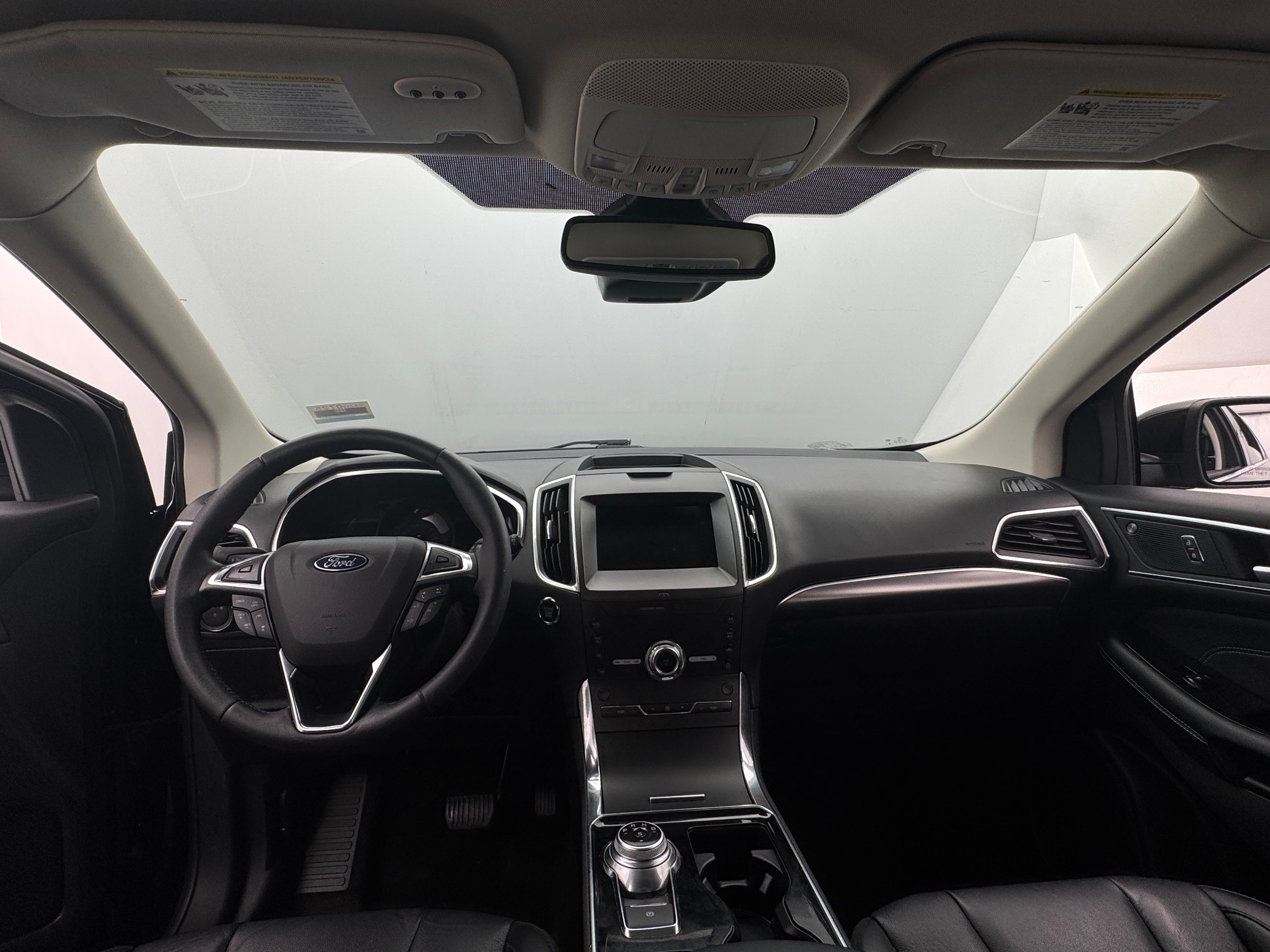 2020 Ford Edge Titanium 2