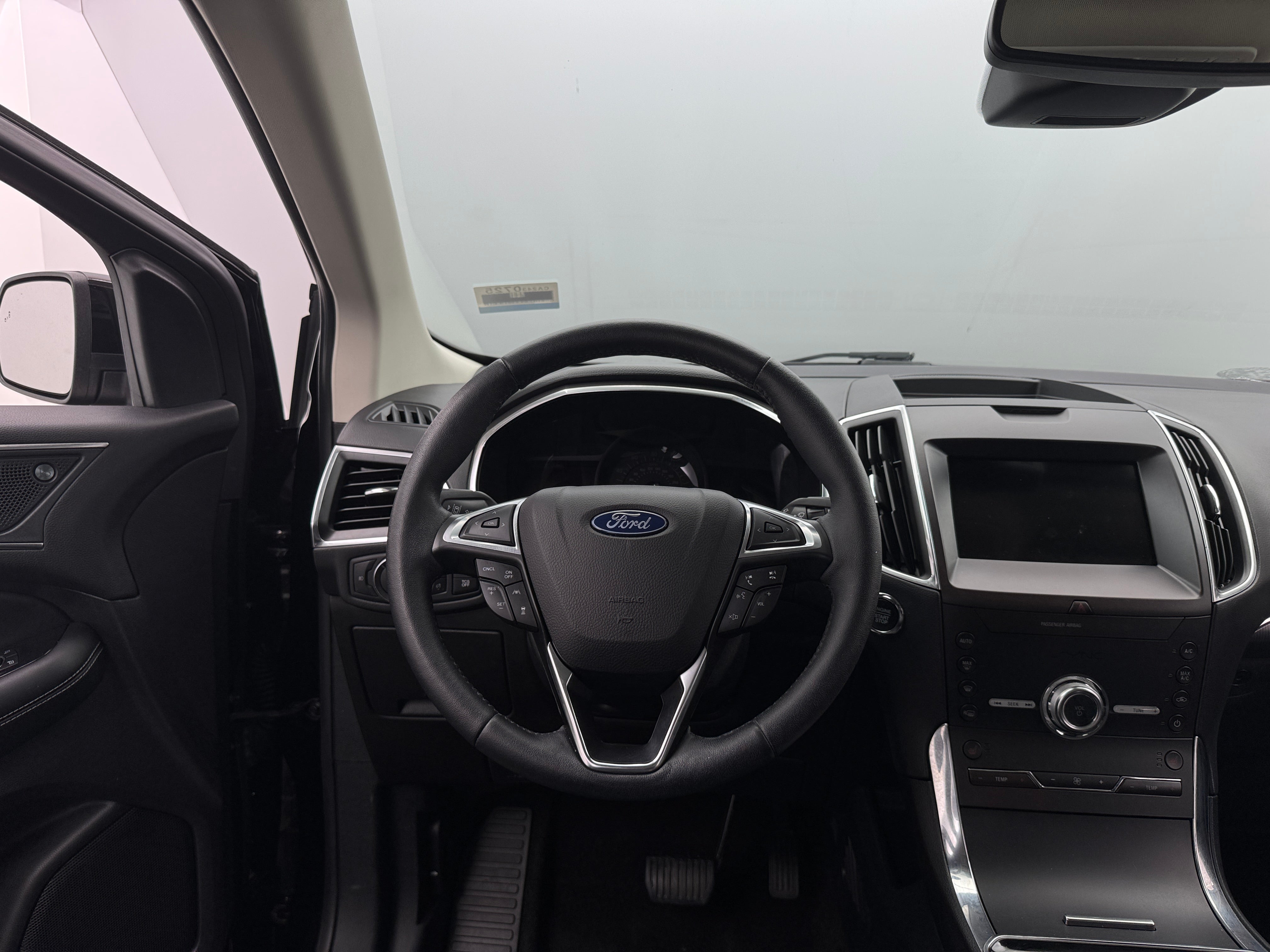 2020 Ford Edge Titanium 4