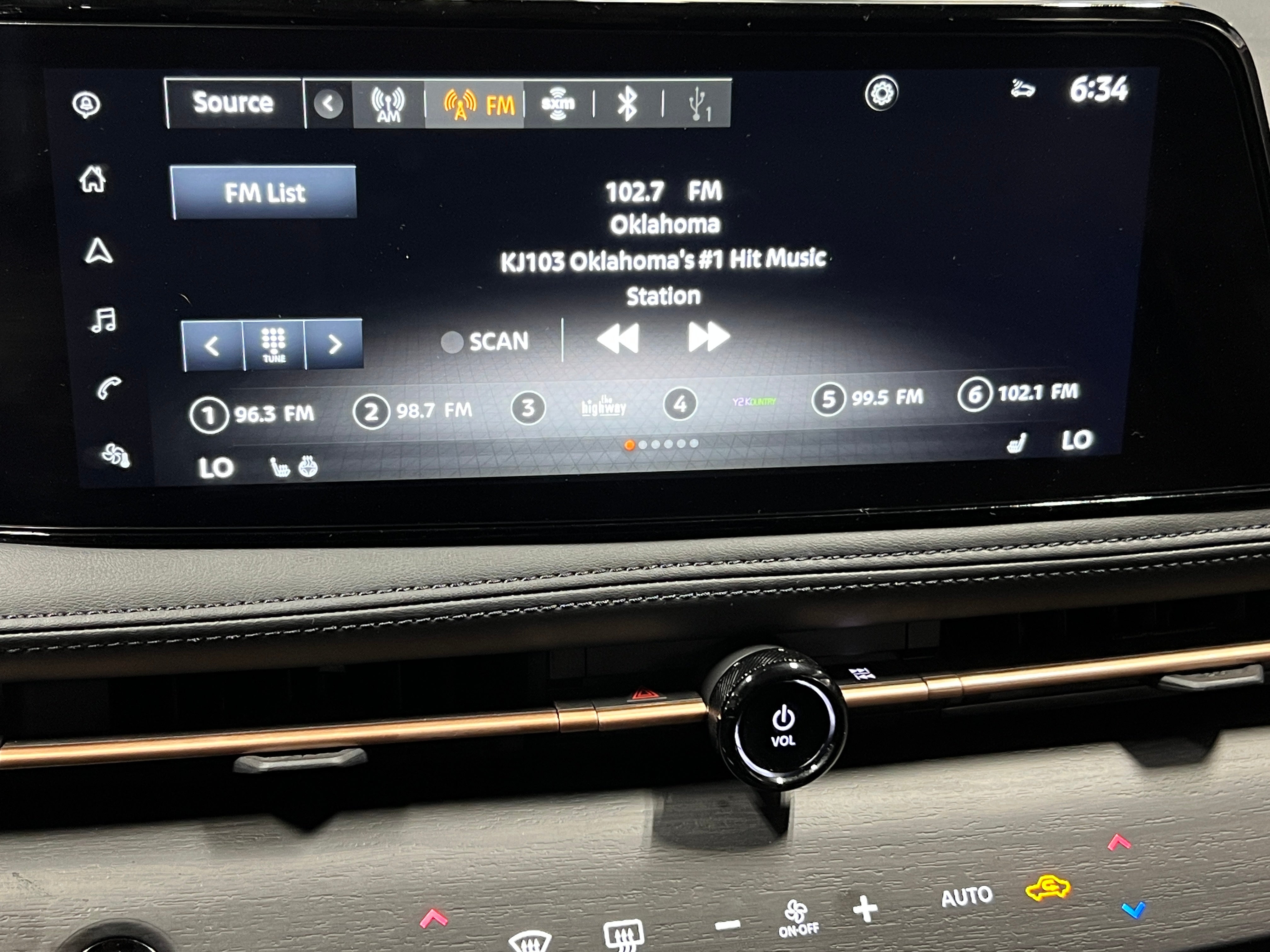 2024 Nissan Ariya Evolve+ 3