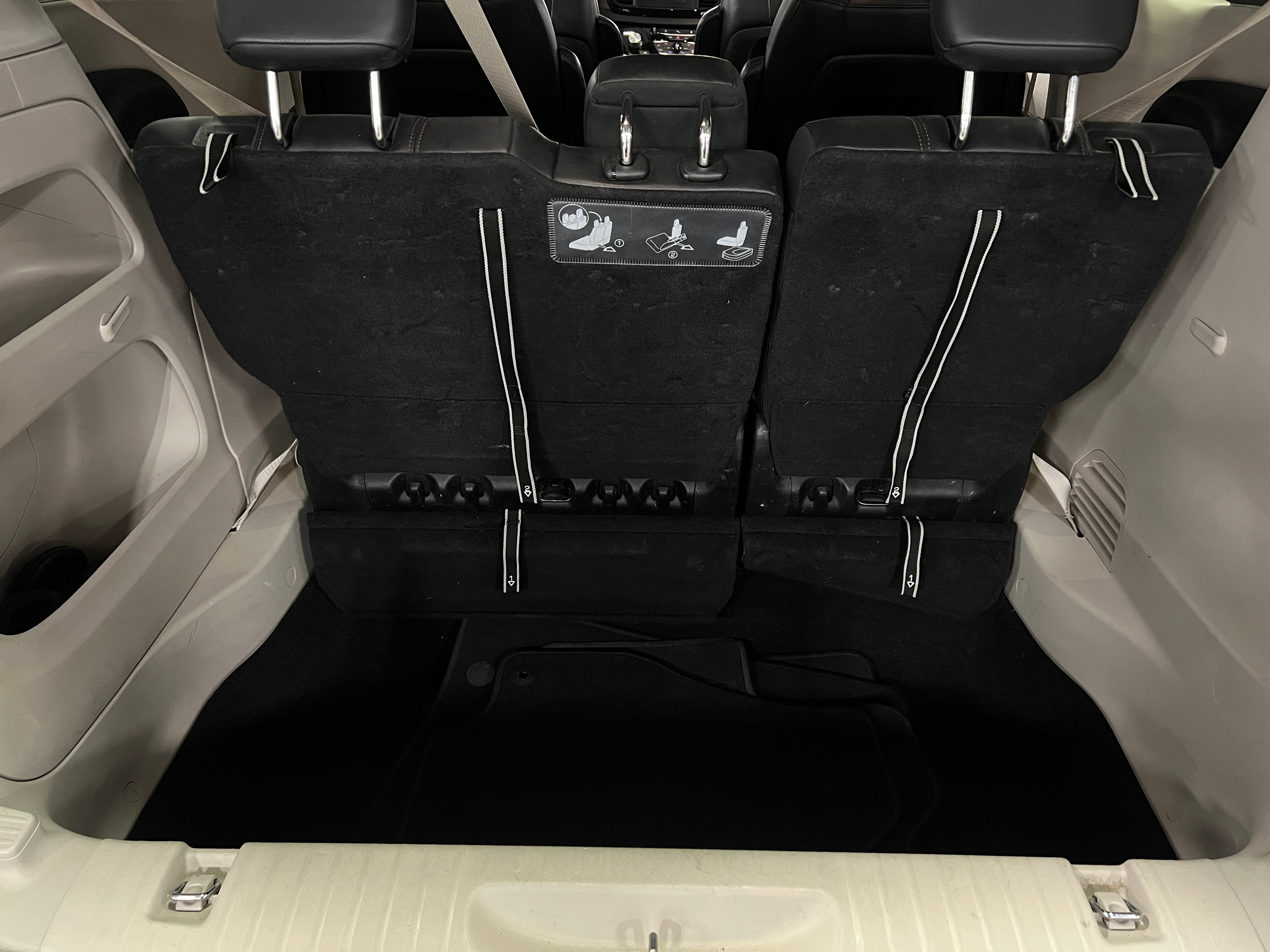 2017 Chrysler Pacifica Touring L 6