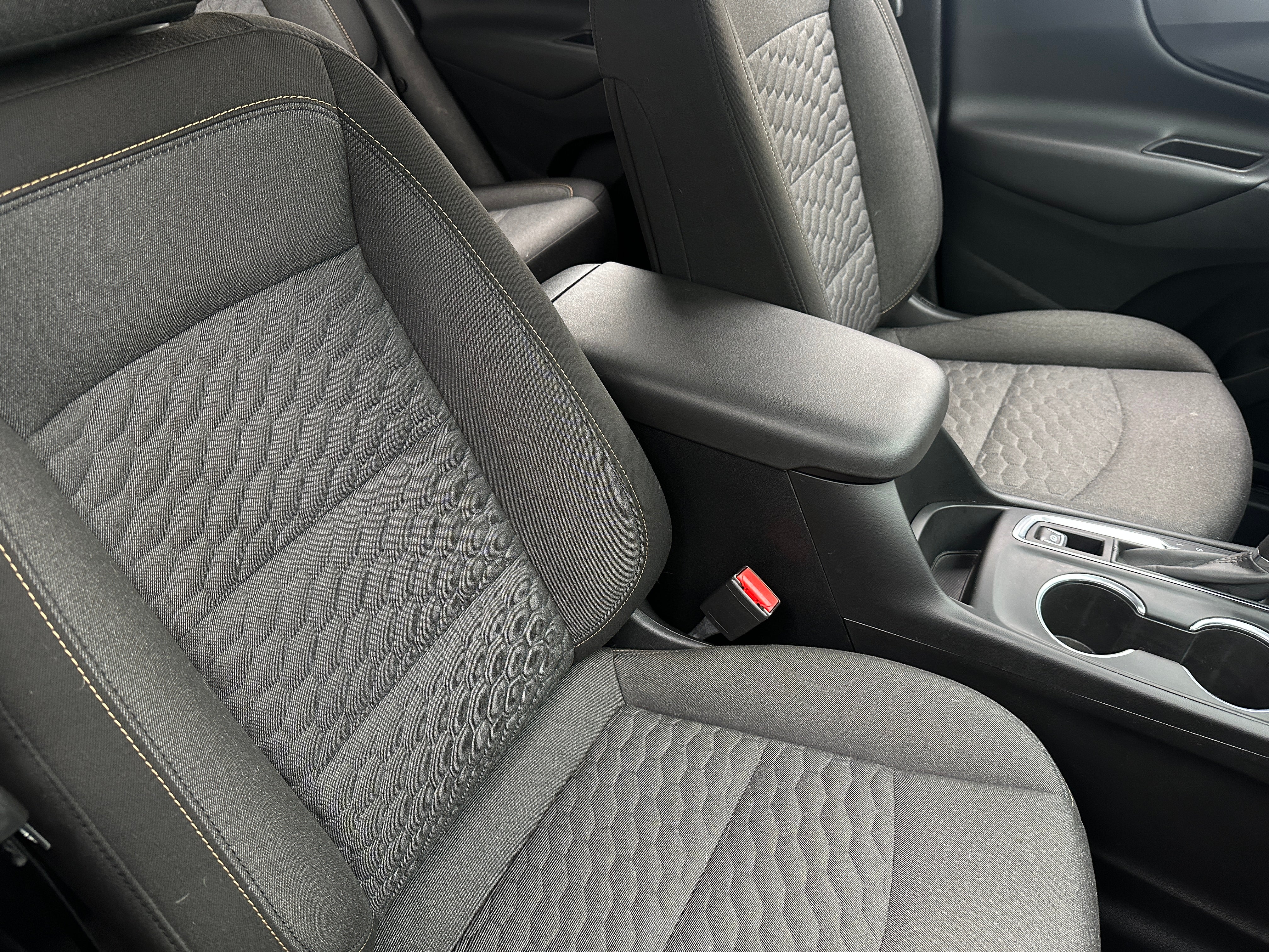 2020 Chevrolet Equinox LT 2
