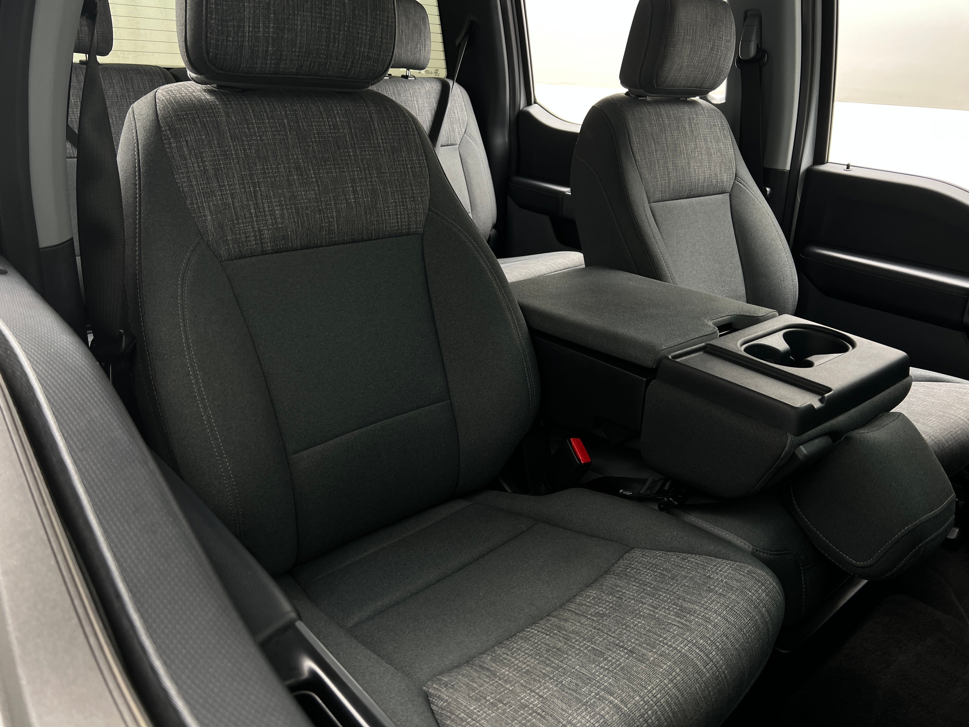 2021 Ford Econoline E-150 2