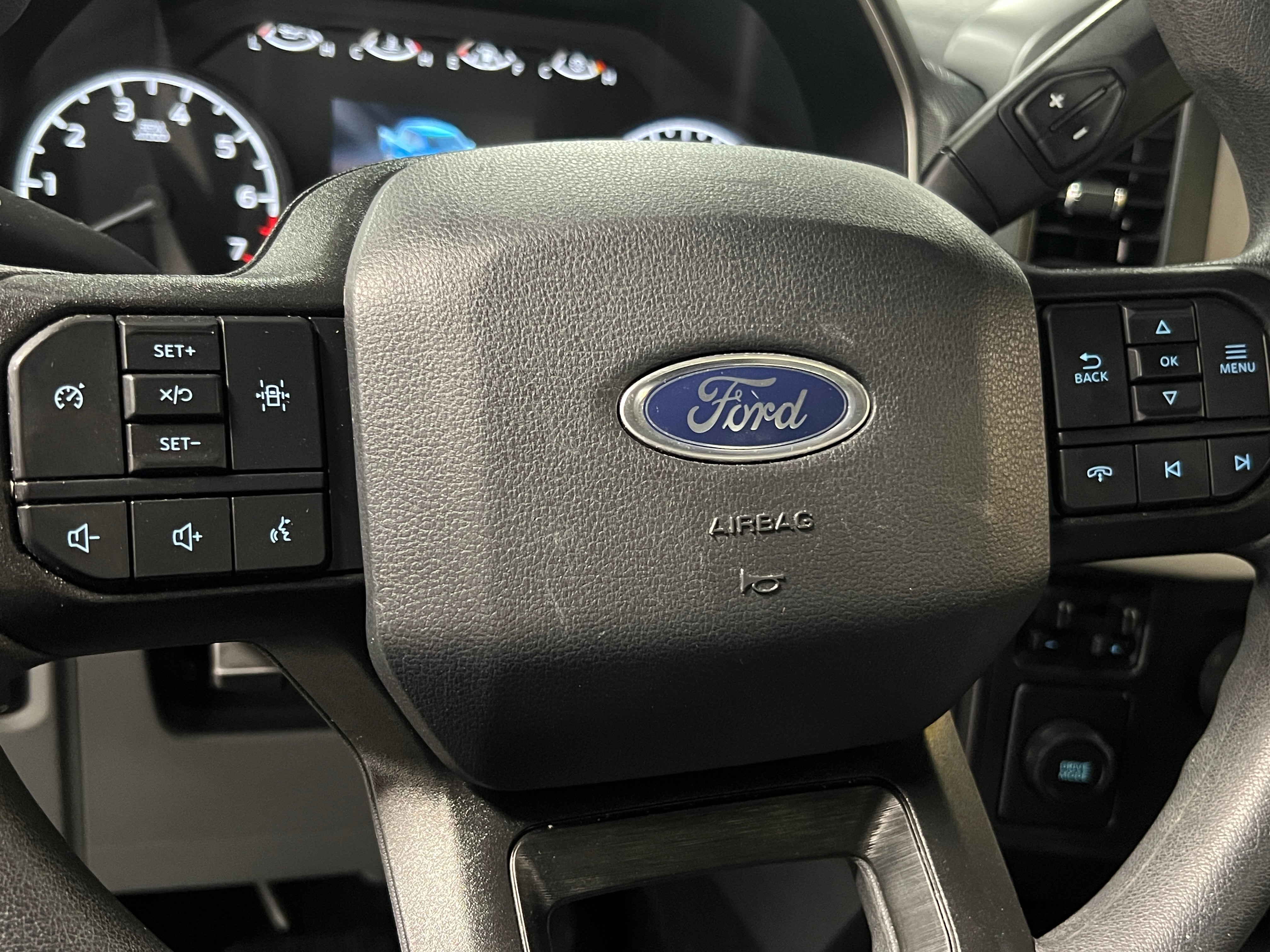 2021 Ford Econoline E-150 5