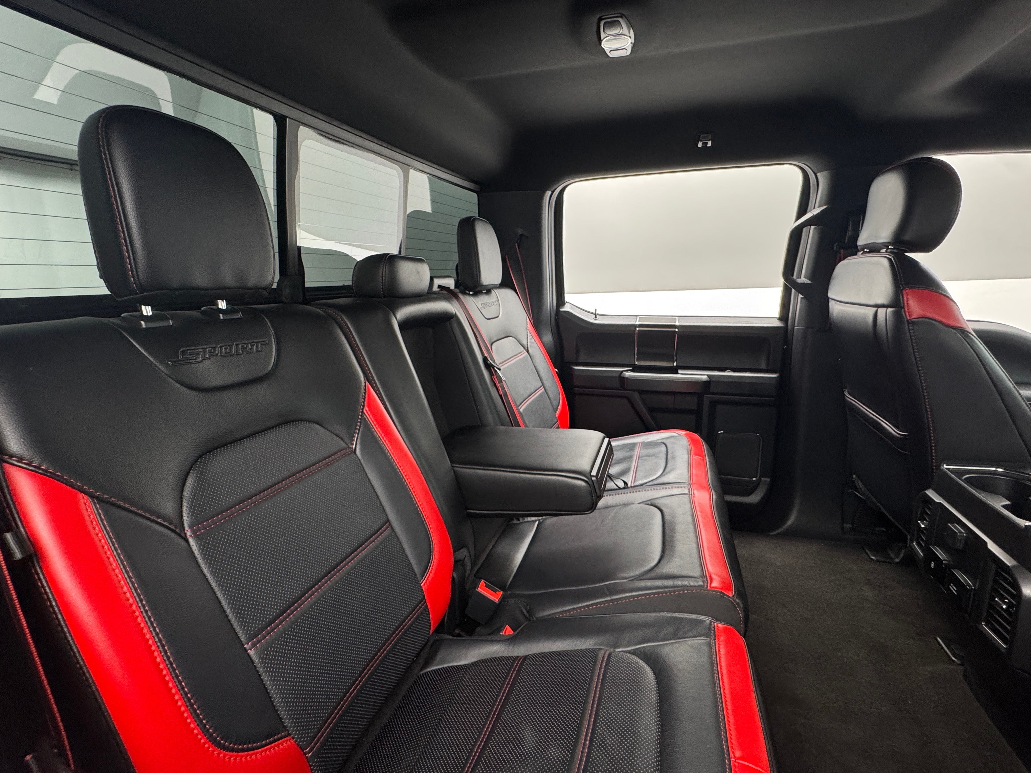 2020 Ford Econoline E-150 5