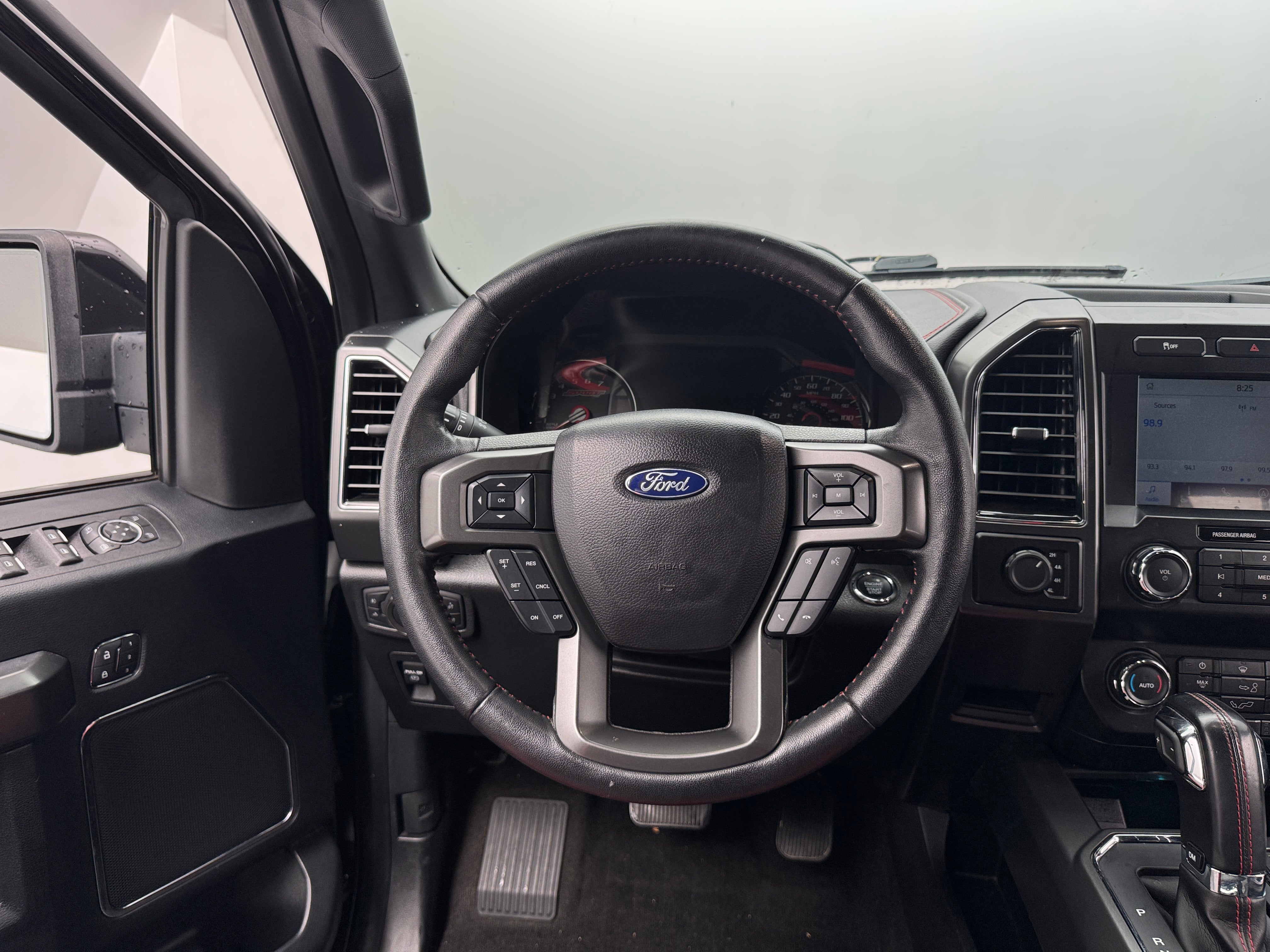 2020 Ford Econoline E-150 4
