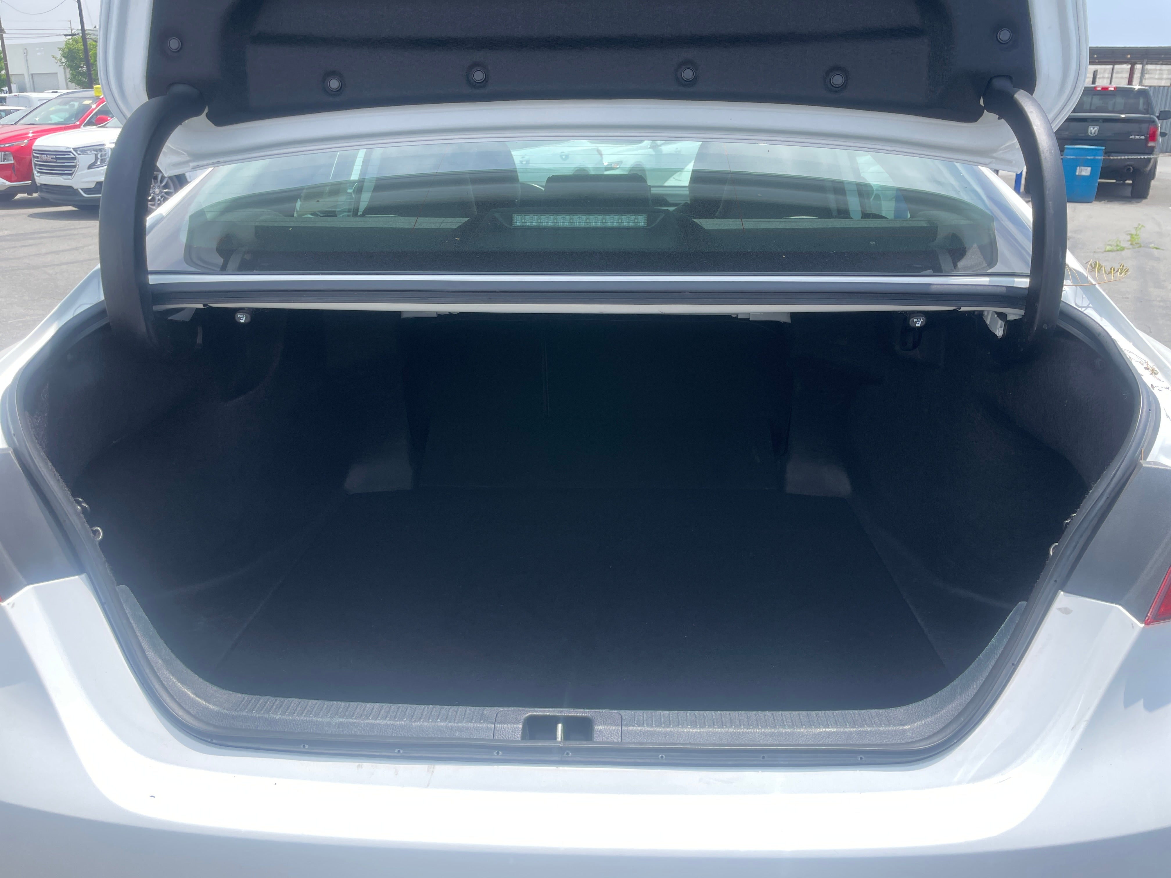 2024 Toyota Camry SE 6