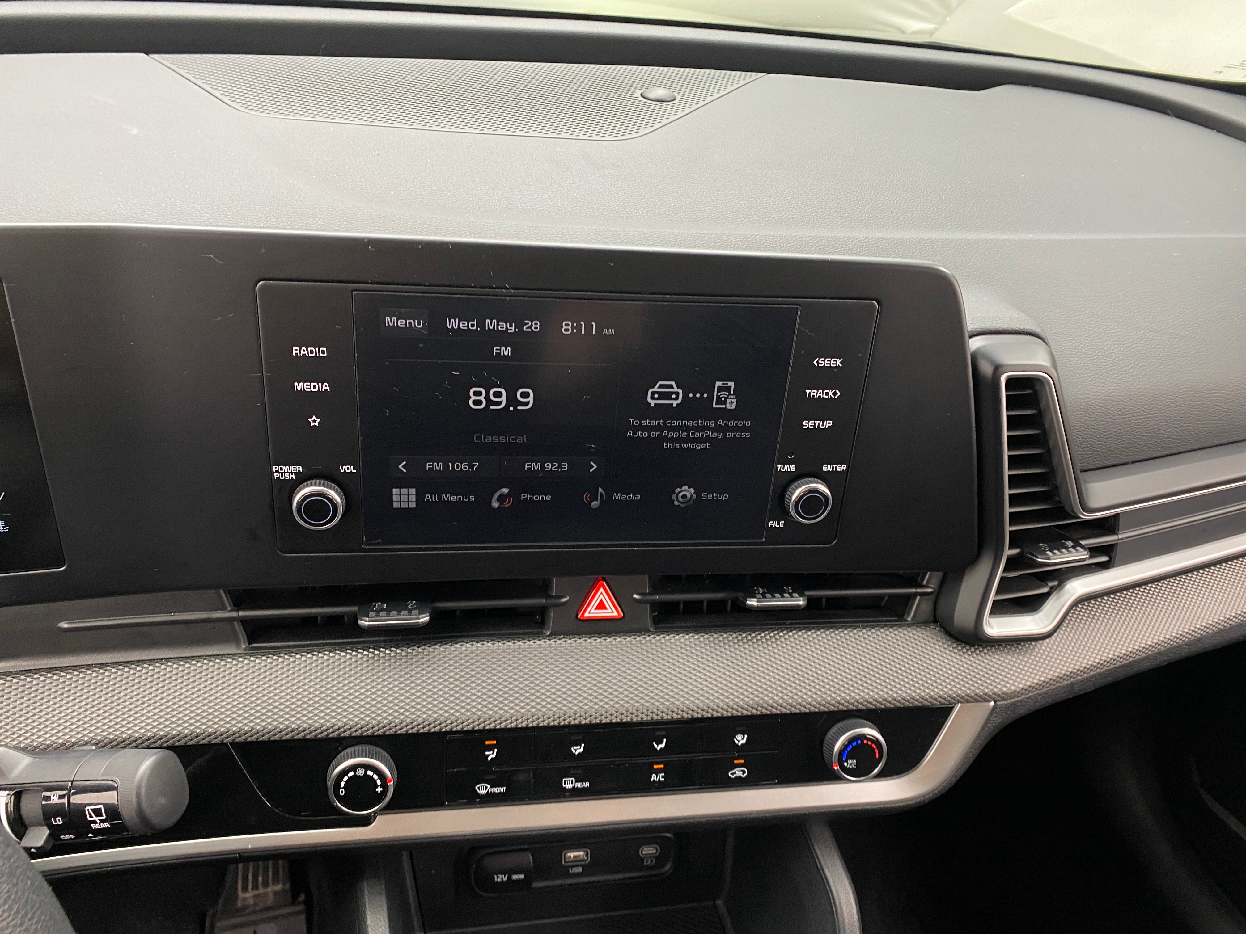 2024 Kia Sportage LX 4