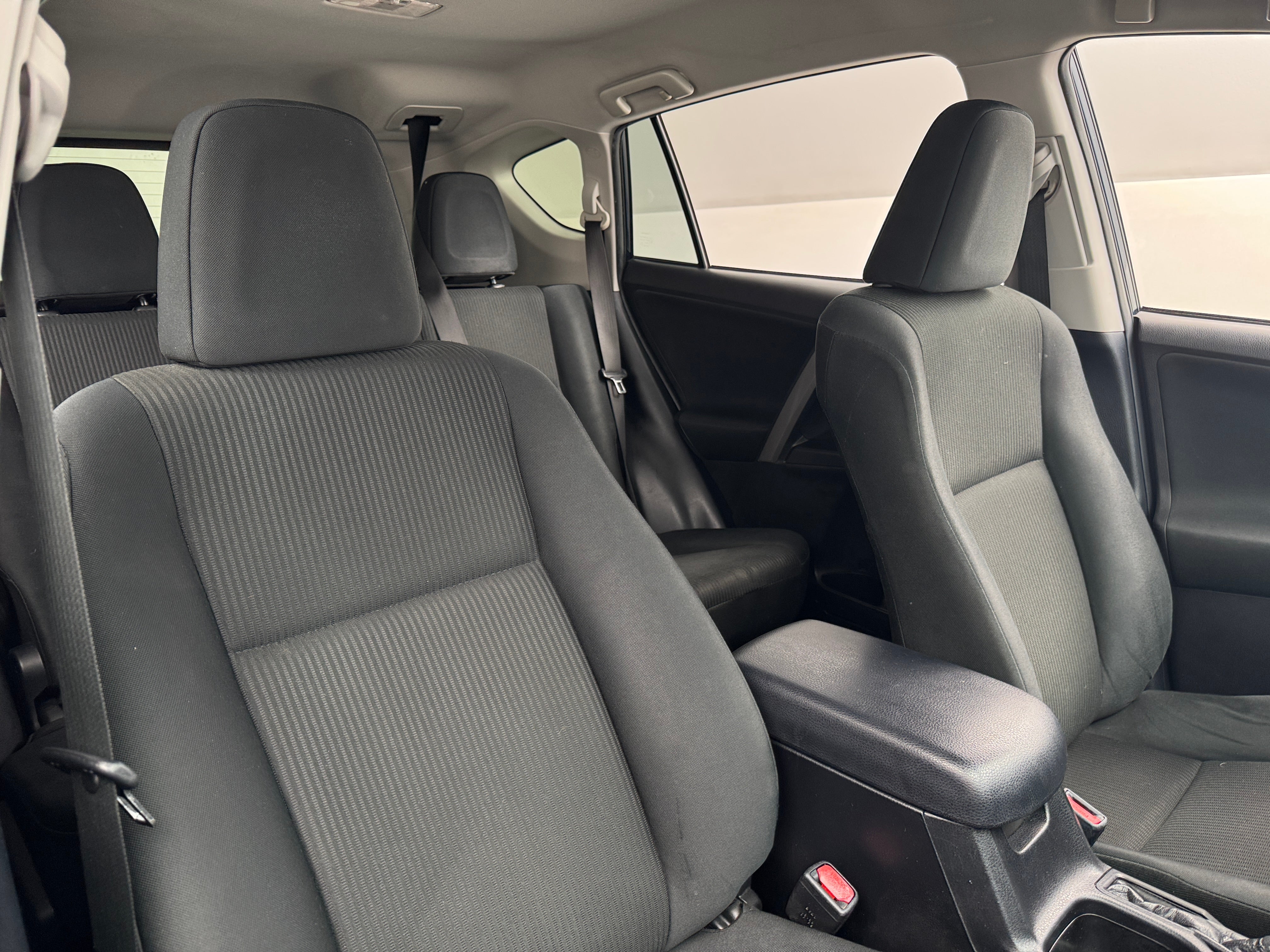 2017 Toyota RAV4 LE 2