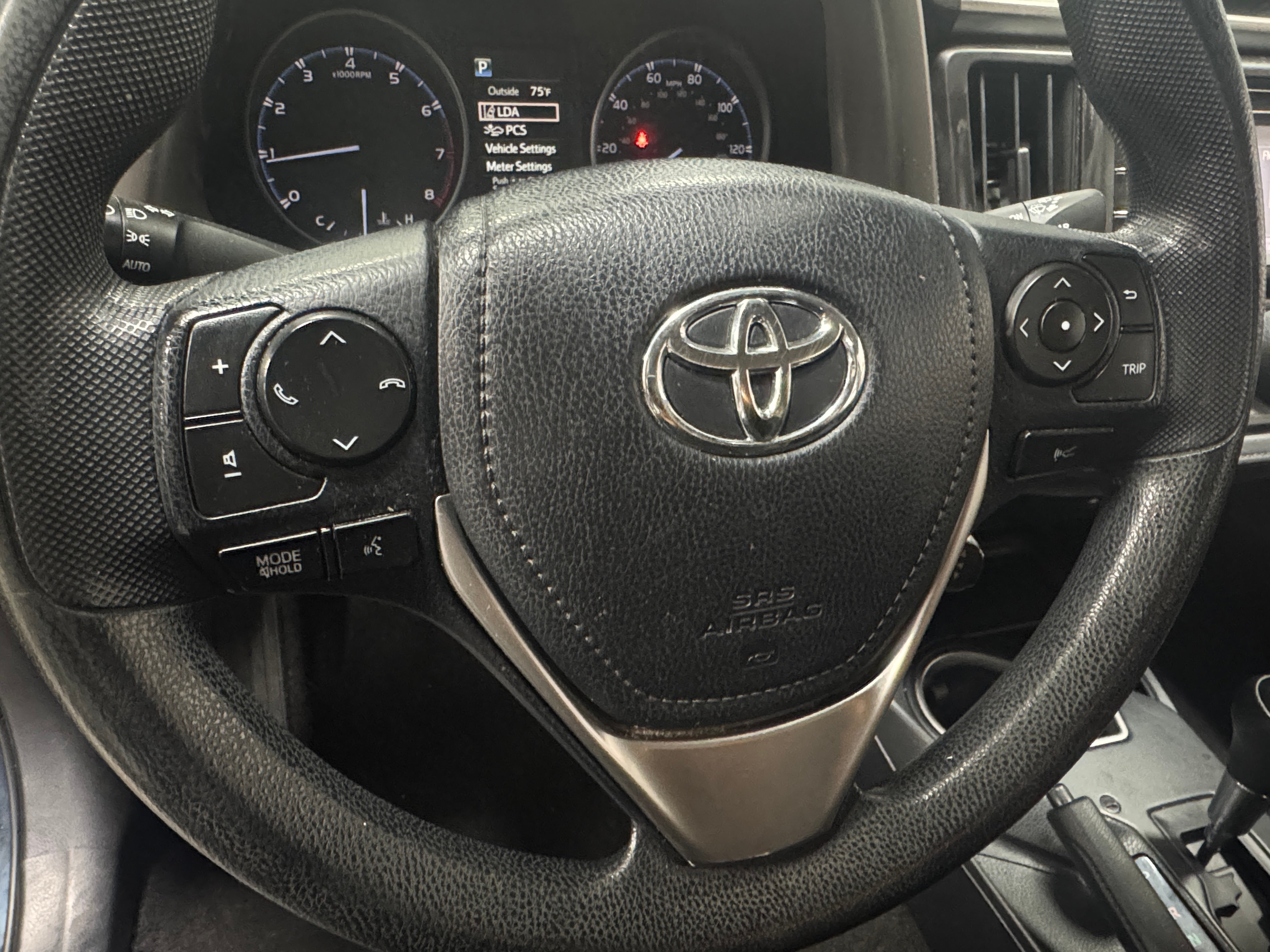 2017 Toyota RAV4 LE 5
