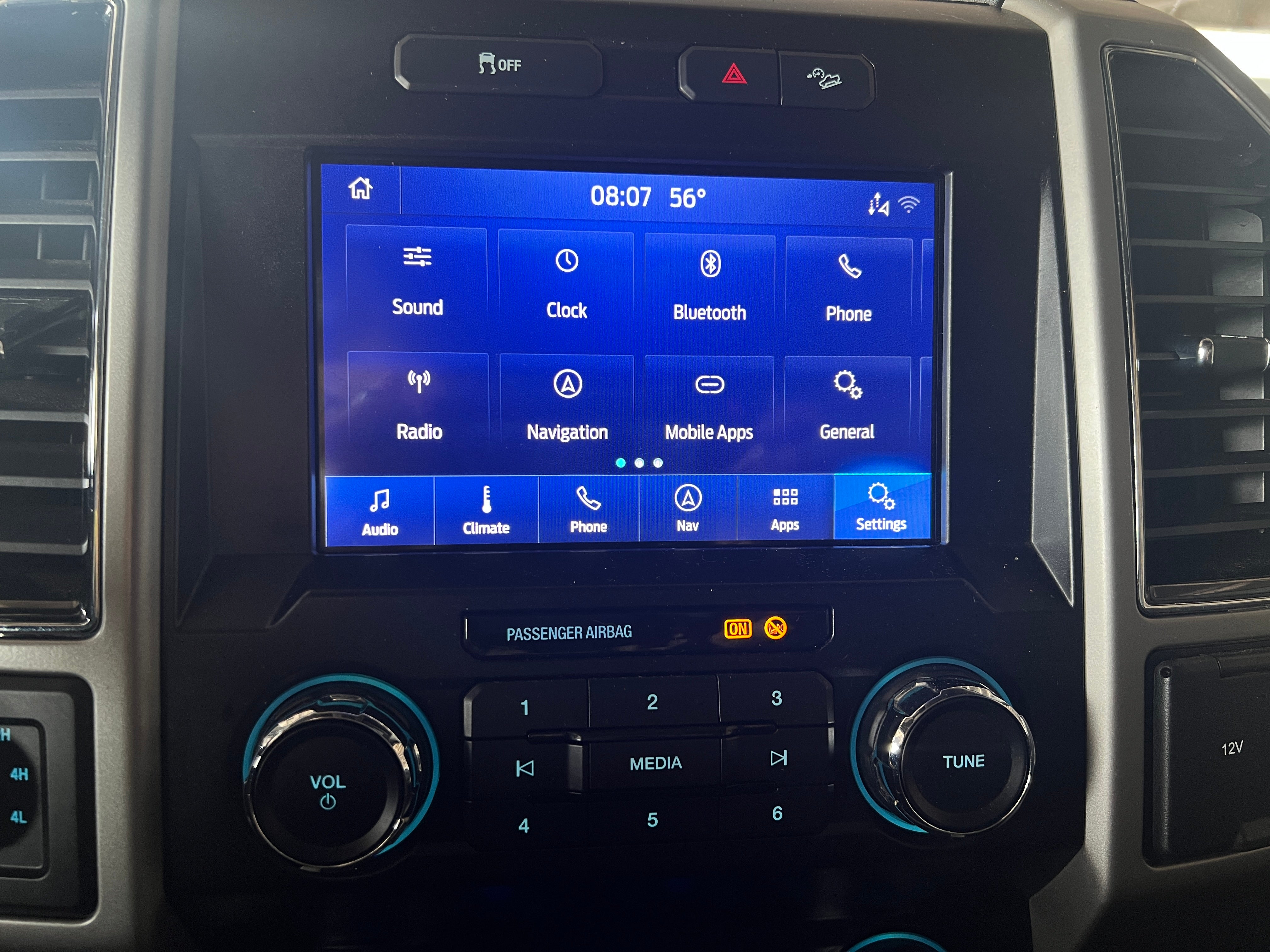 2021 Ford Econoline E-350 3