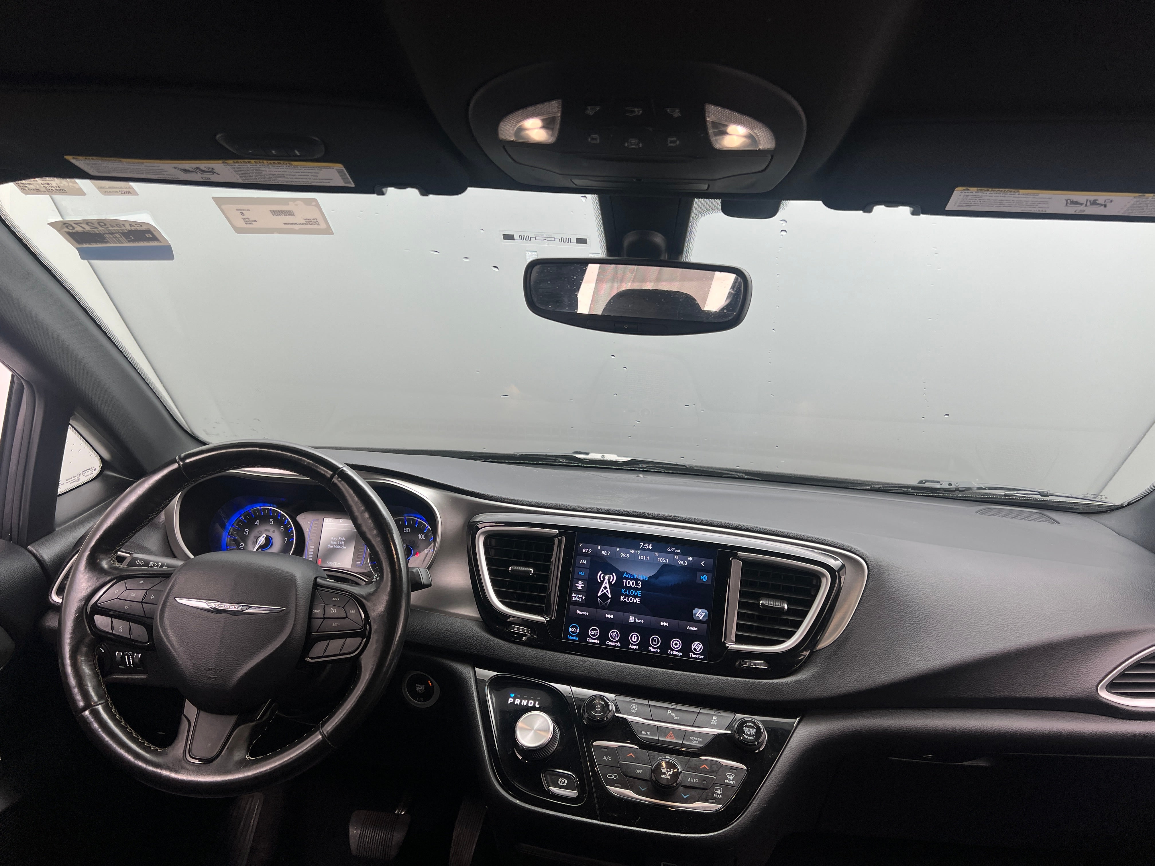 2020 Chrysler Pacifica Launch Edition 2