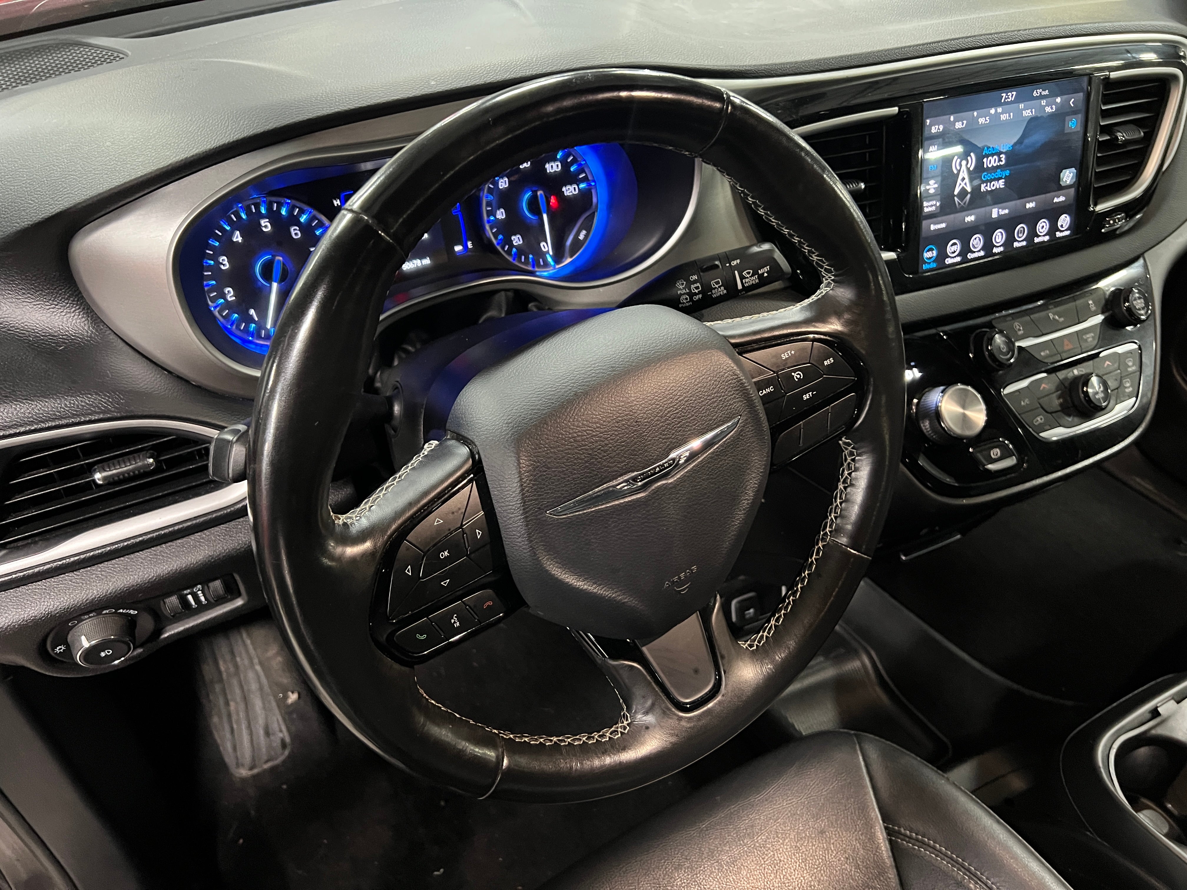2020 Chrysler Pacifica Launch Edition 4