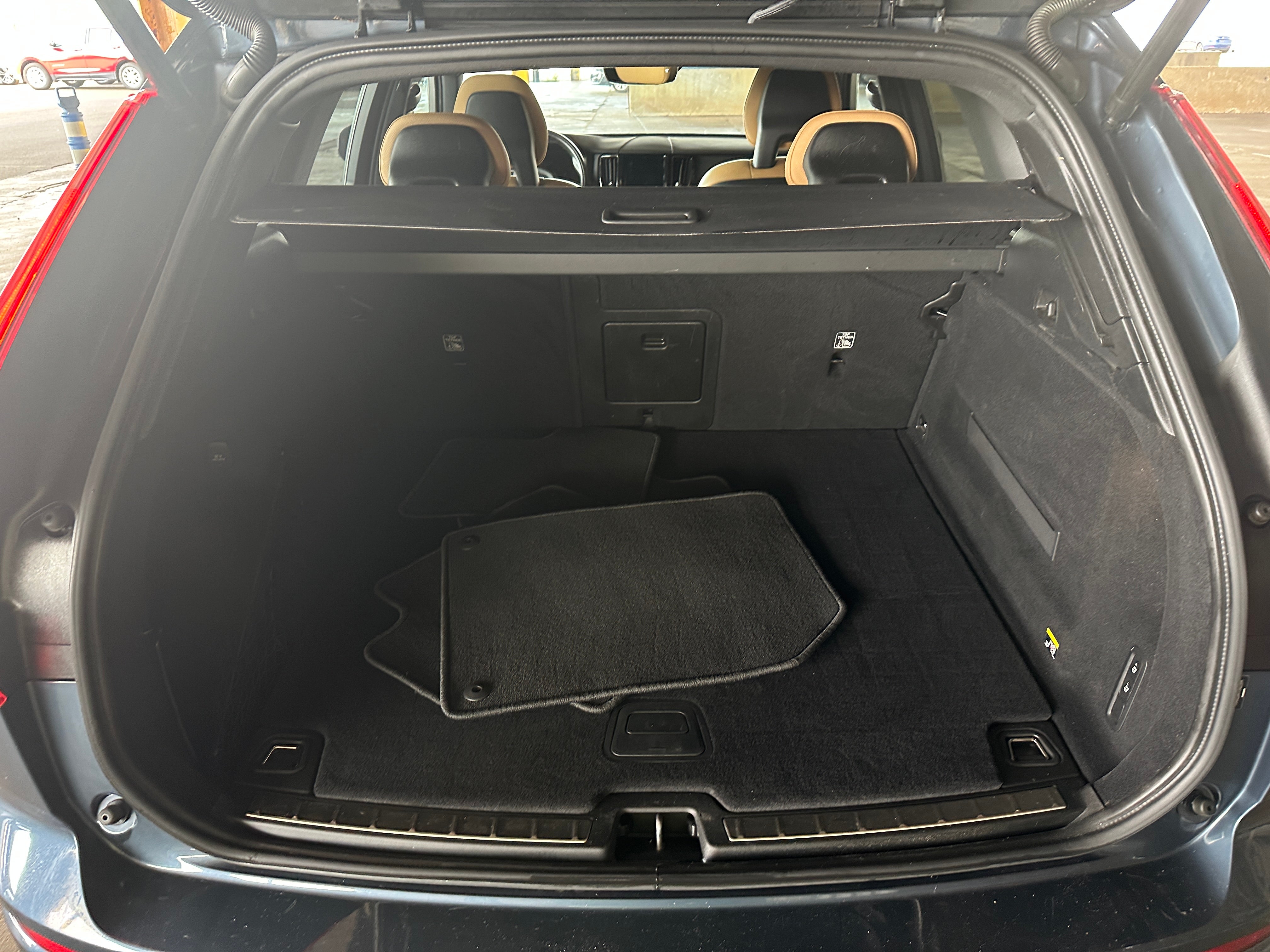 2018 Volvo XC60 T6 Momentum 6