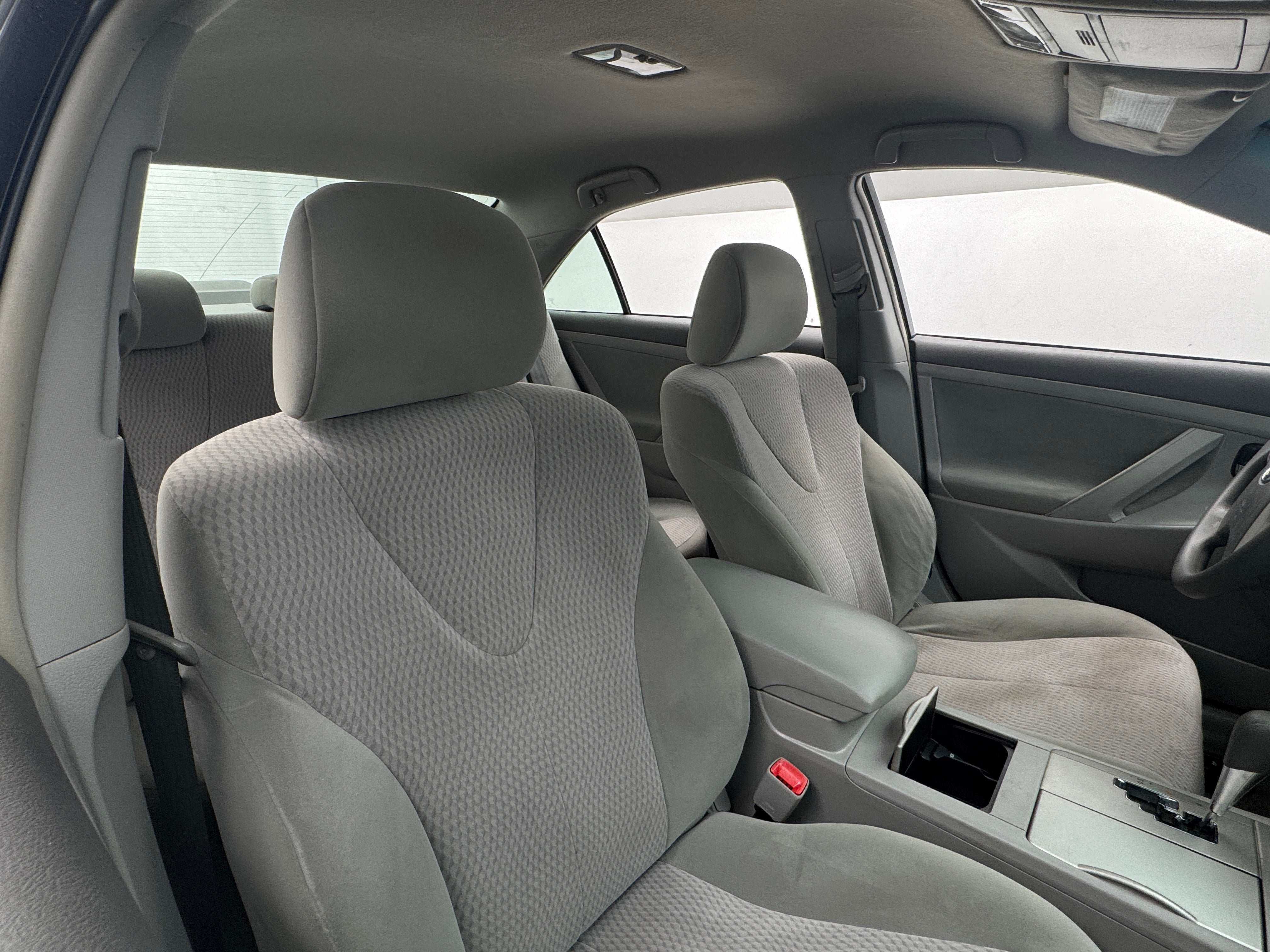 2011 Toyota Camry LE 2