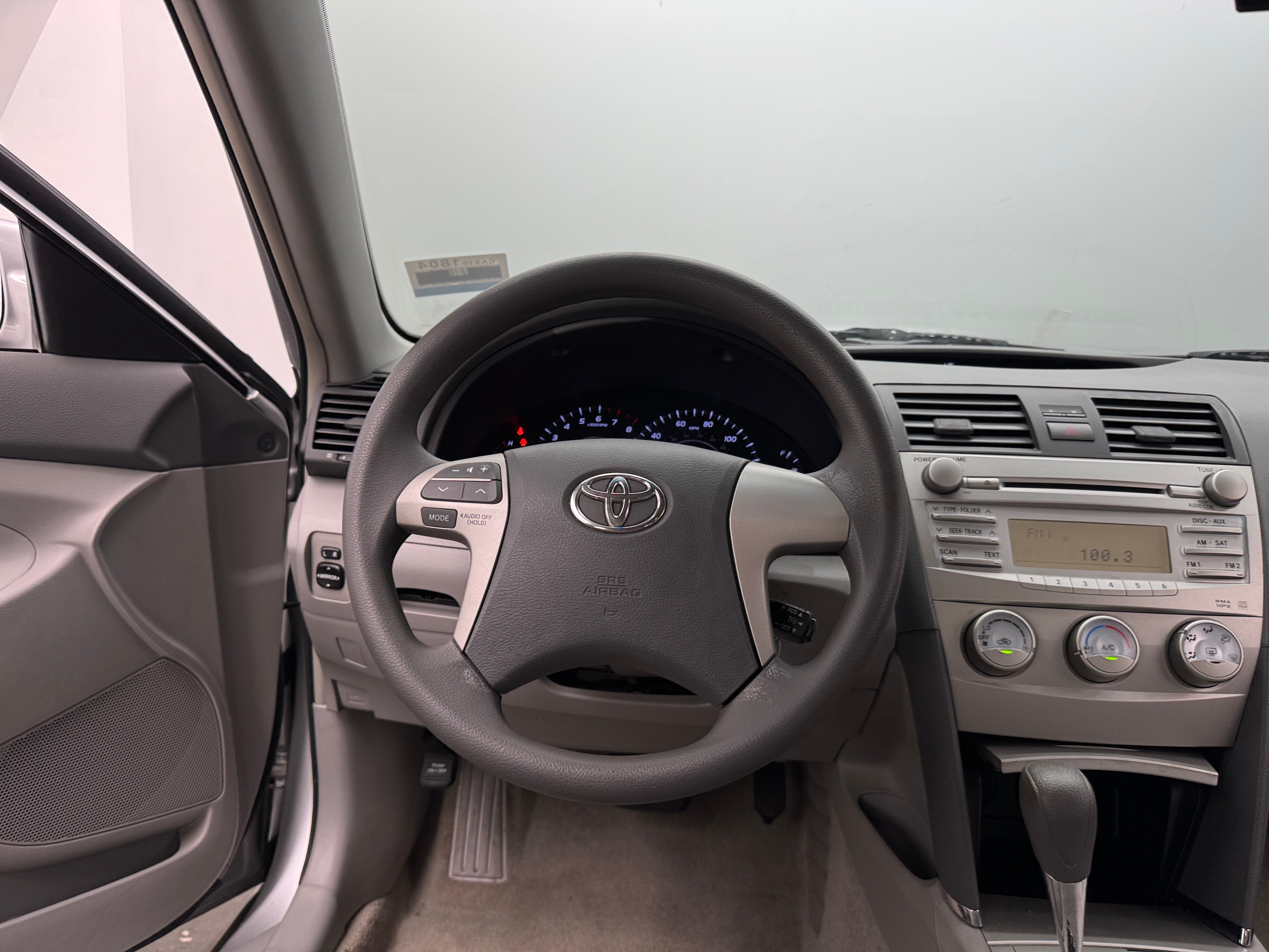 2011 Toyota Camry LE 5