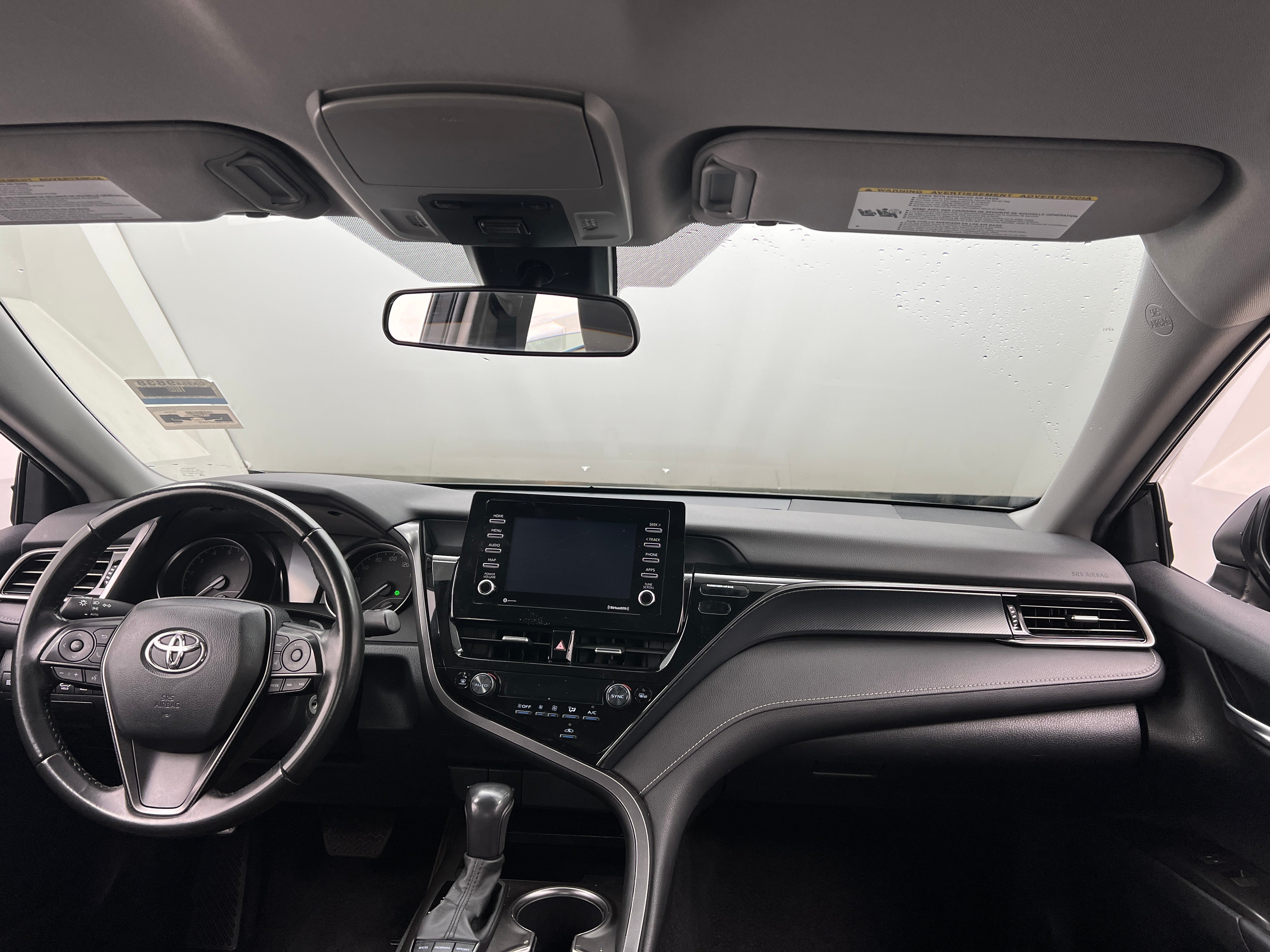 2023 Toyota Camry SE 2