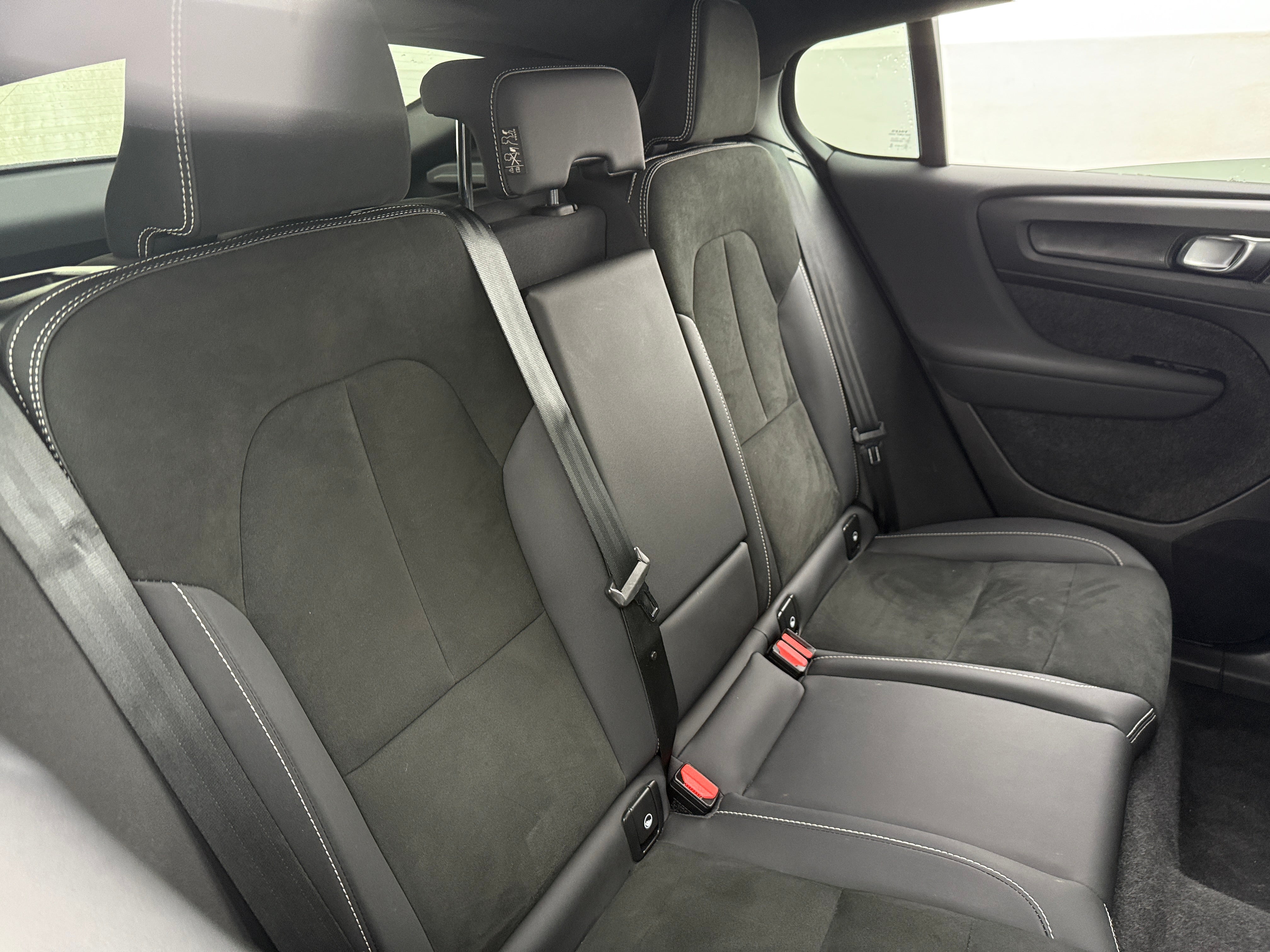 2023 Volvo C40 Plus 6