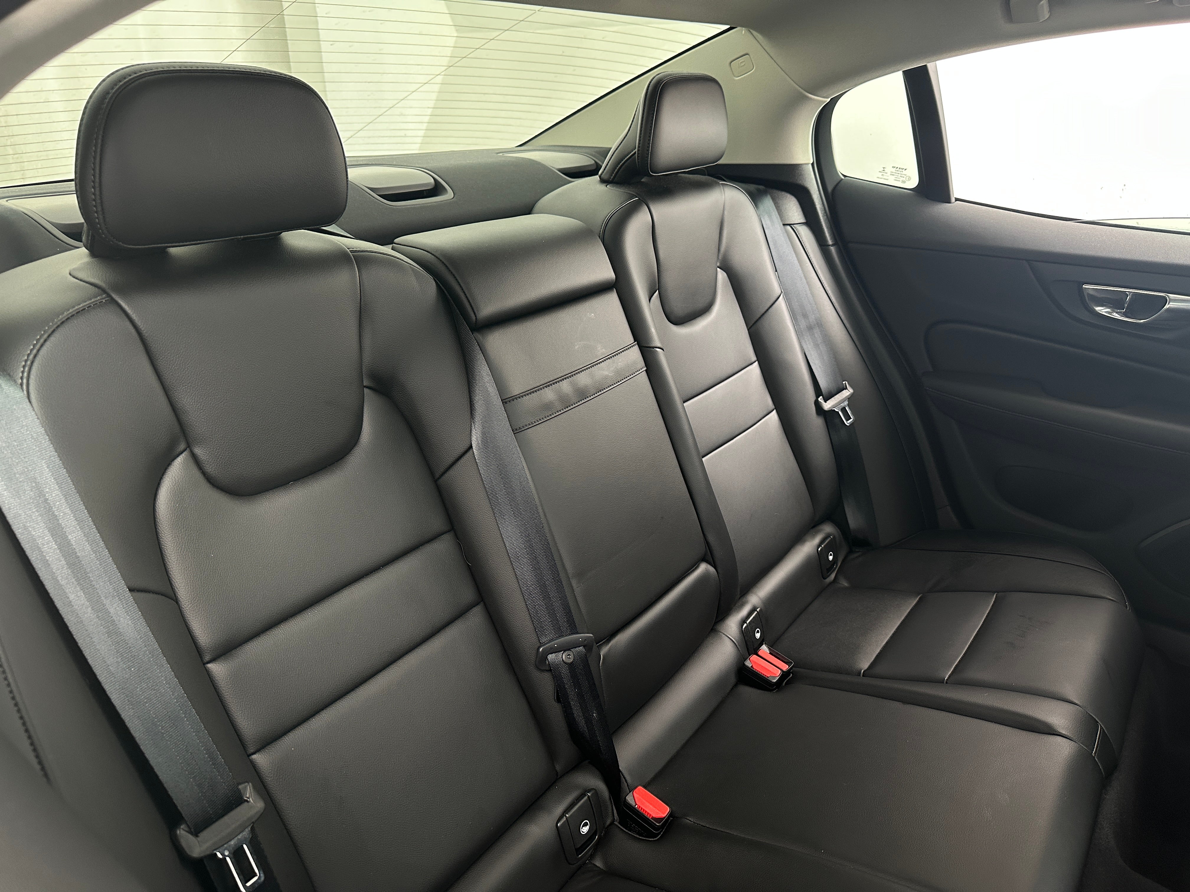 2020 Volvo S60 T5 Momentum 5