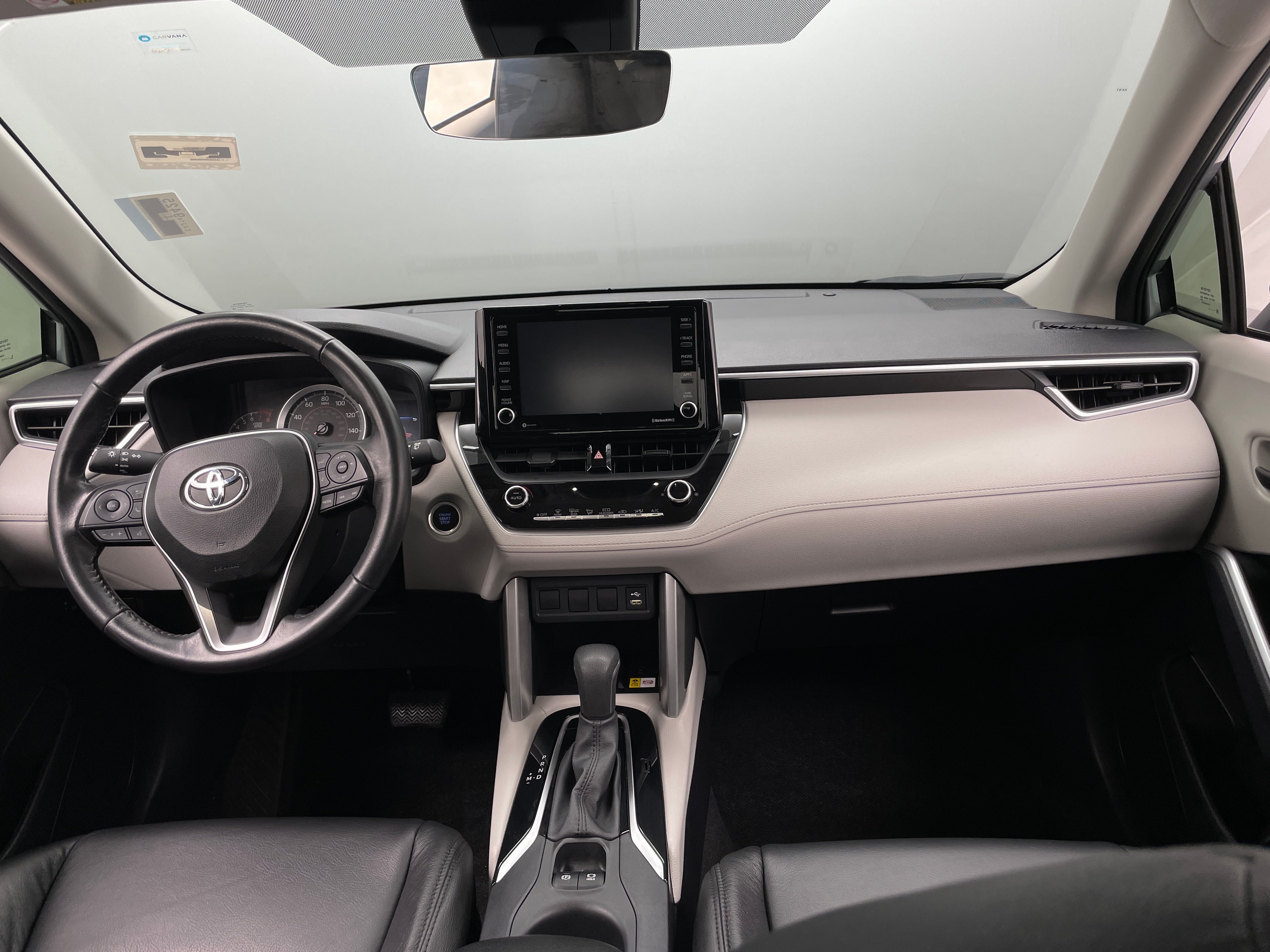 2022 Toyota Corolla Cross LE 2