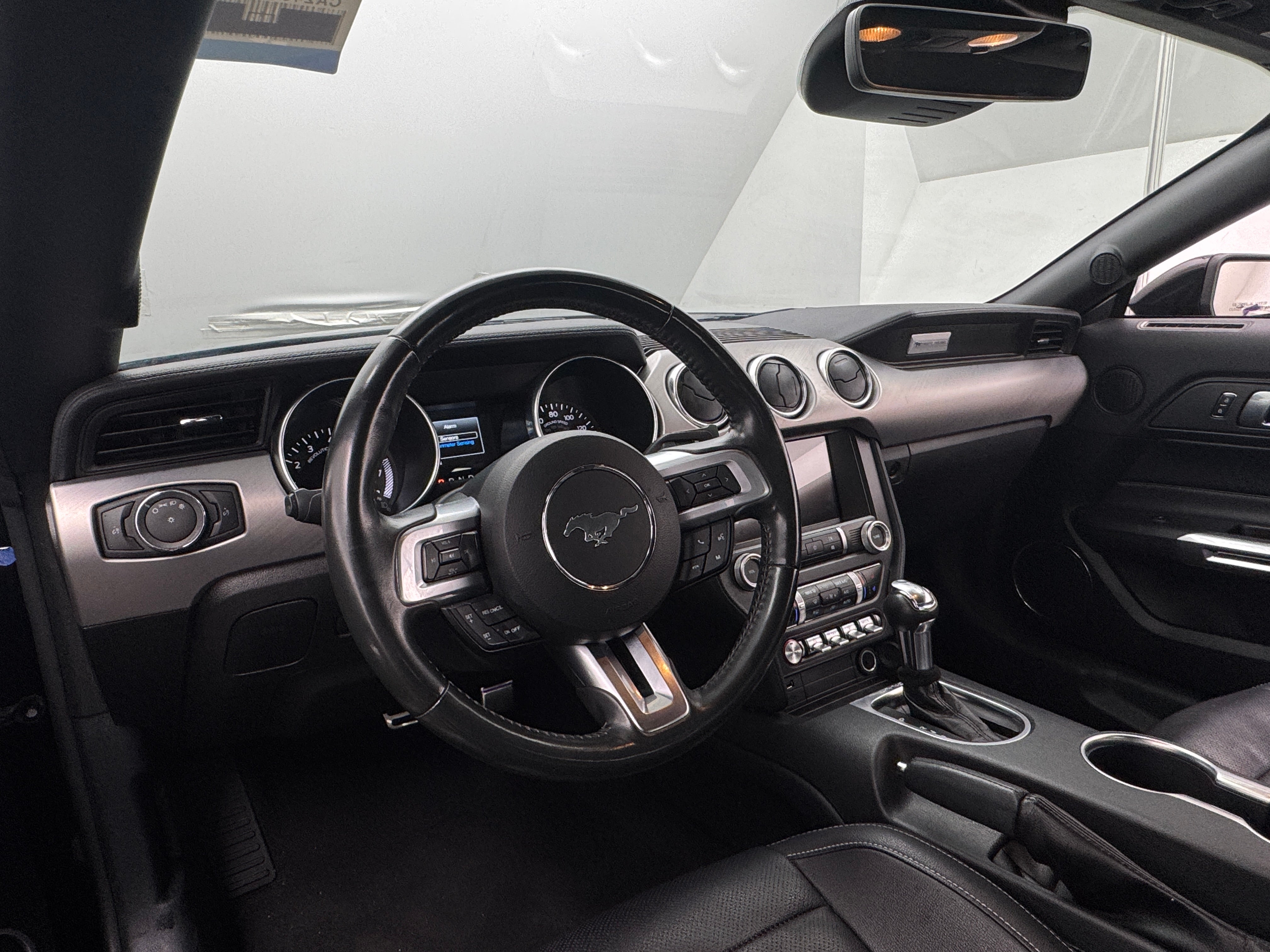 2023 Ford Mustang  2