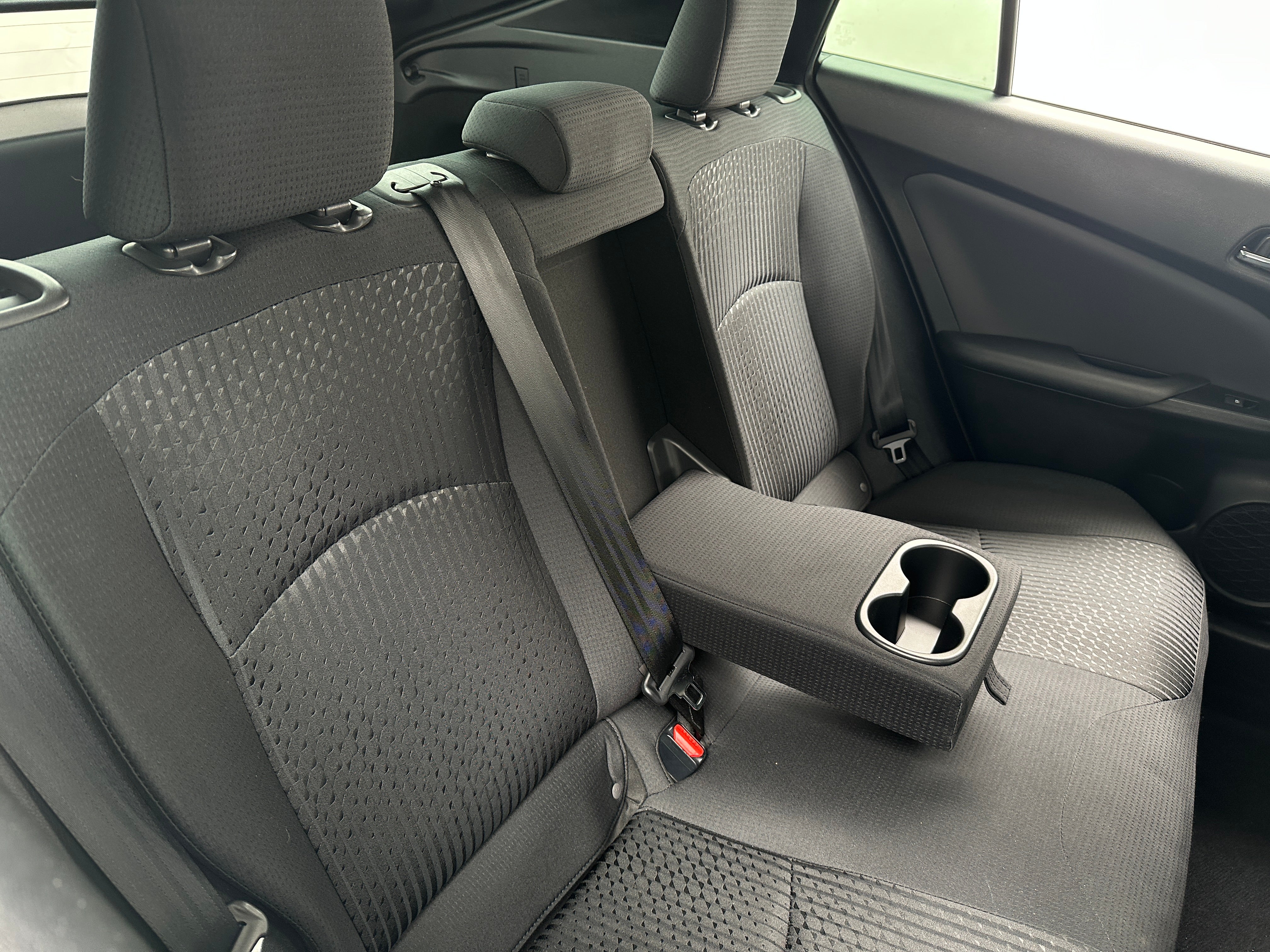2018 Toyota Prius Two 6