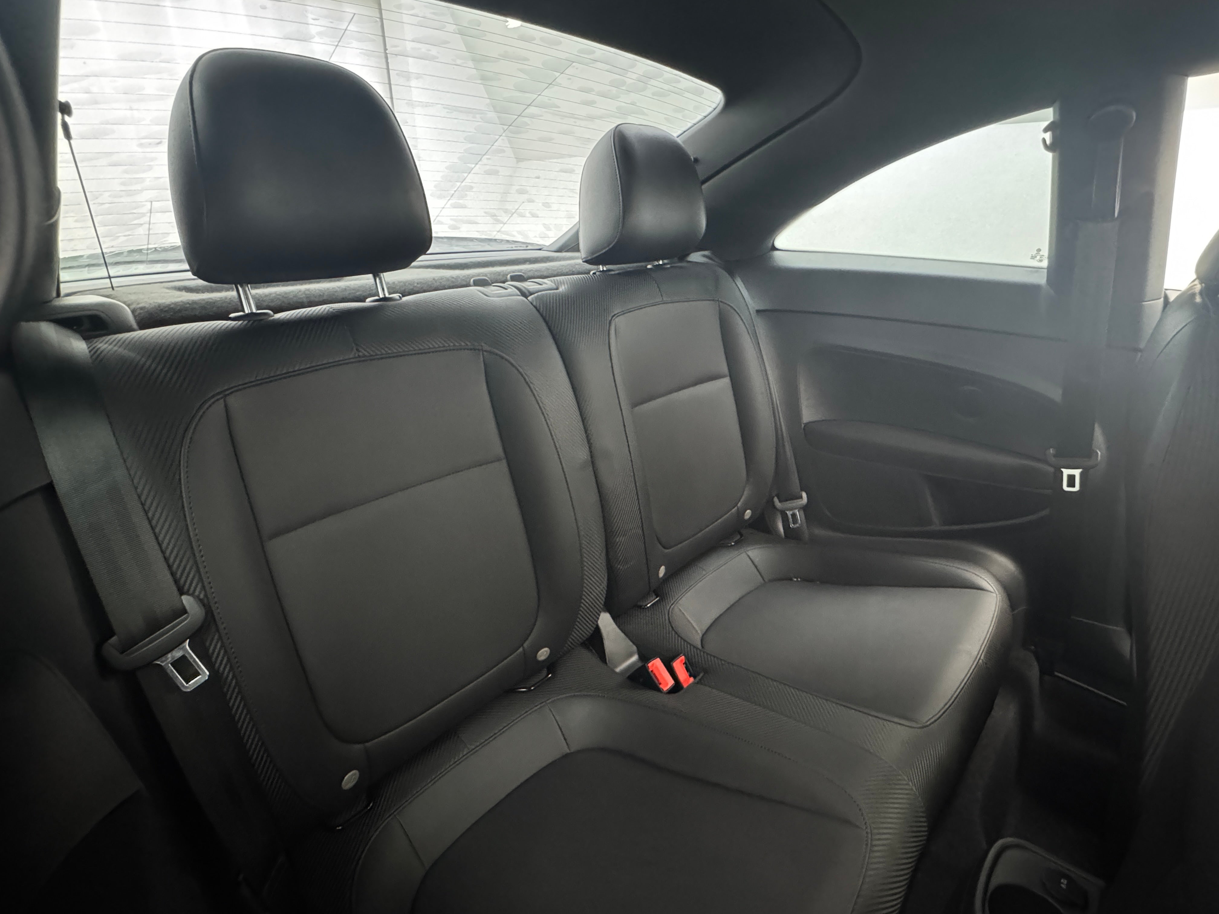 2018 Volkswagen Beetle S 5