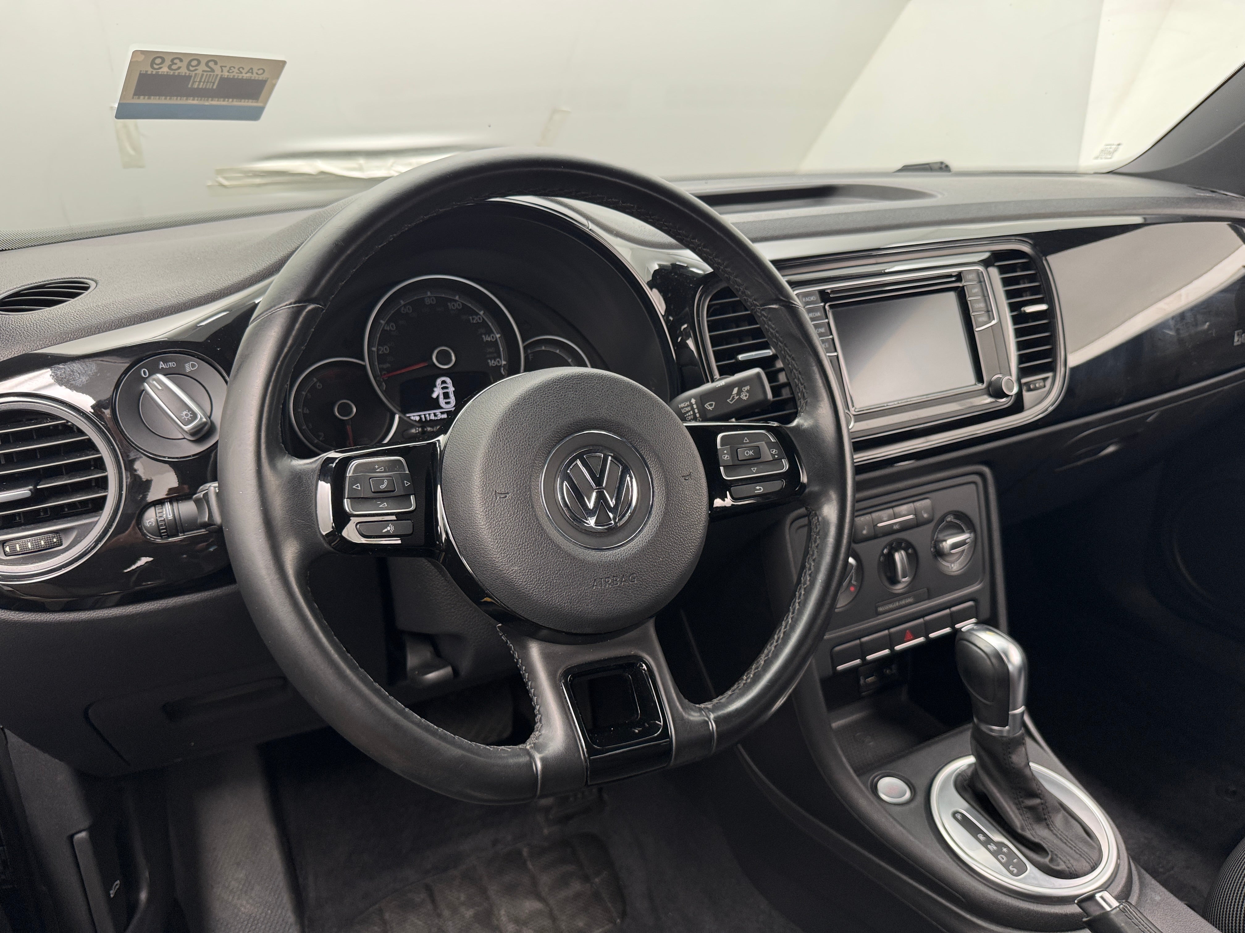 2018 Volkswagen Beetle S 4