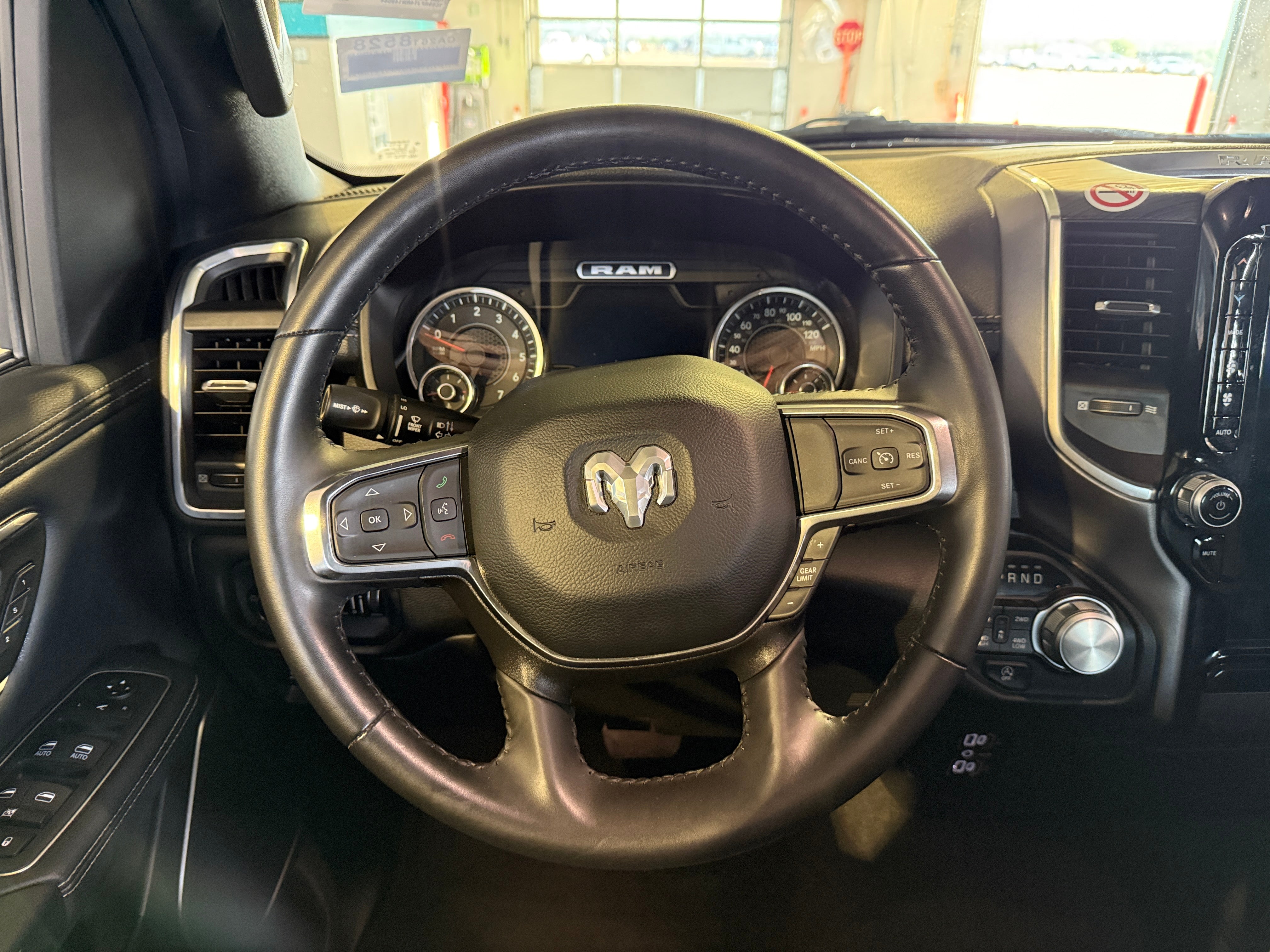 2024 RAM 1500 Laramie 4