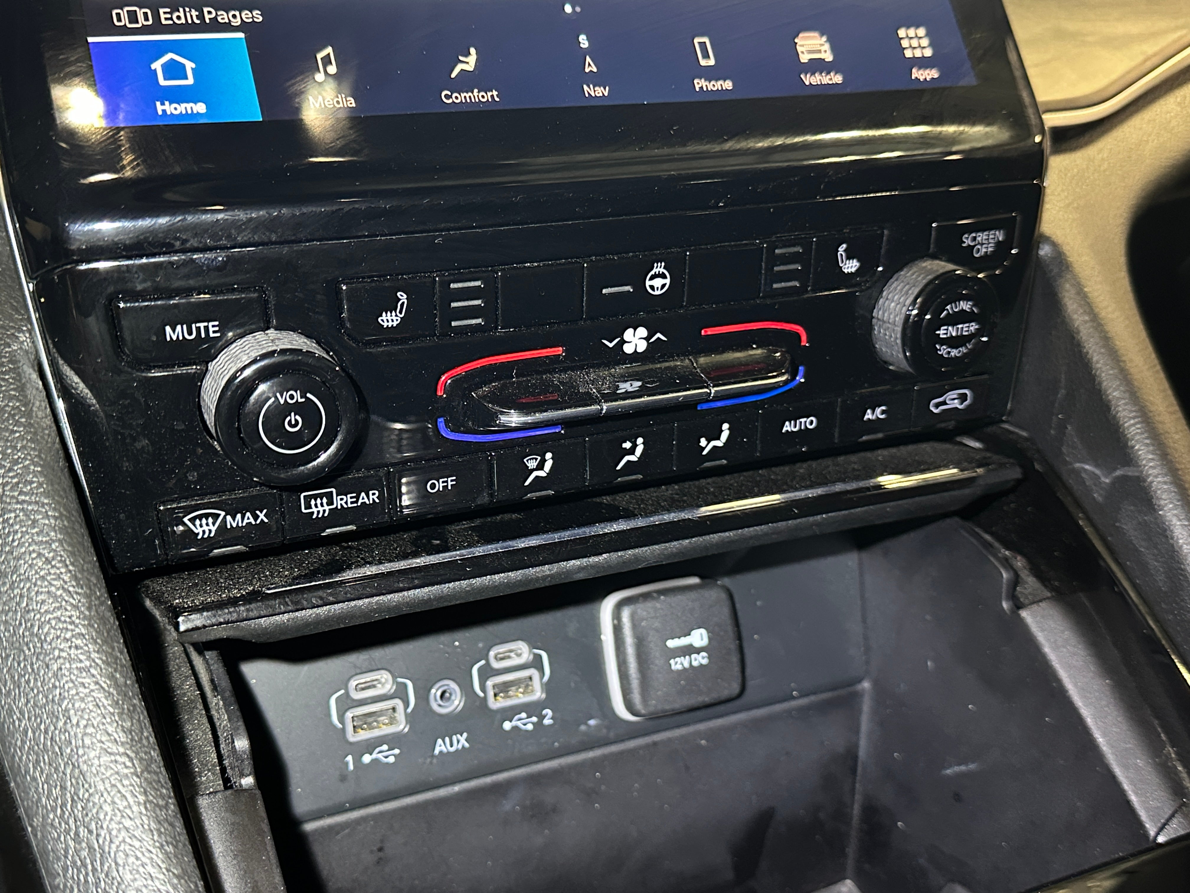 2023 Jeep Grand Cherokee Limited Edition 3