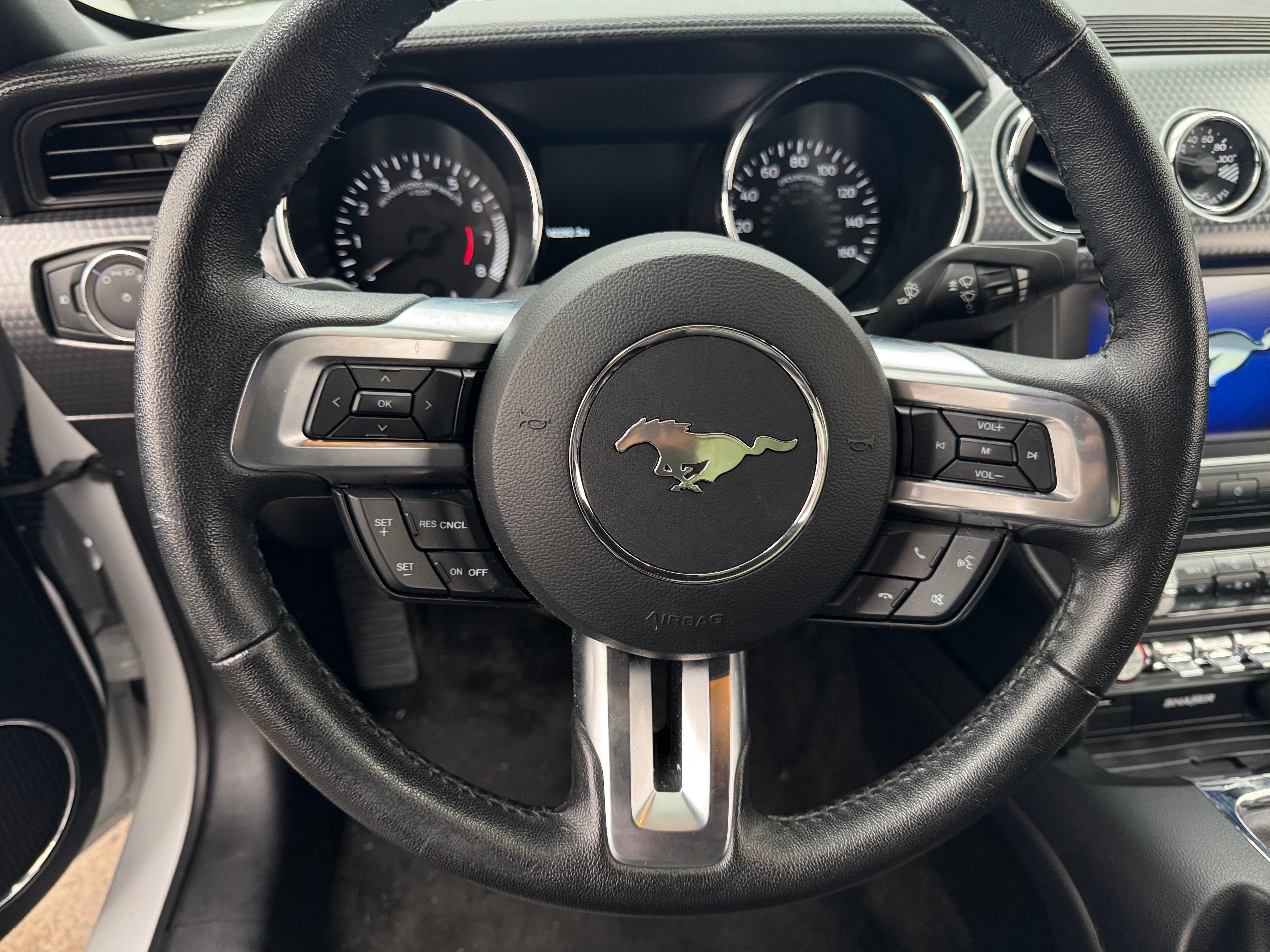 2017 Ford Mustang GT Premium 3