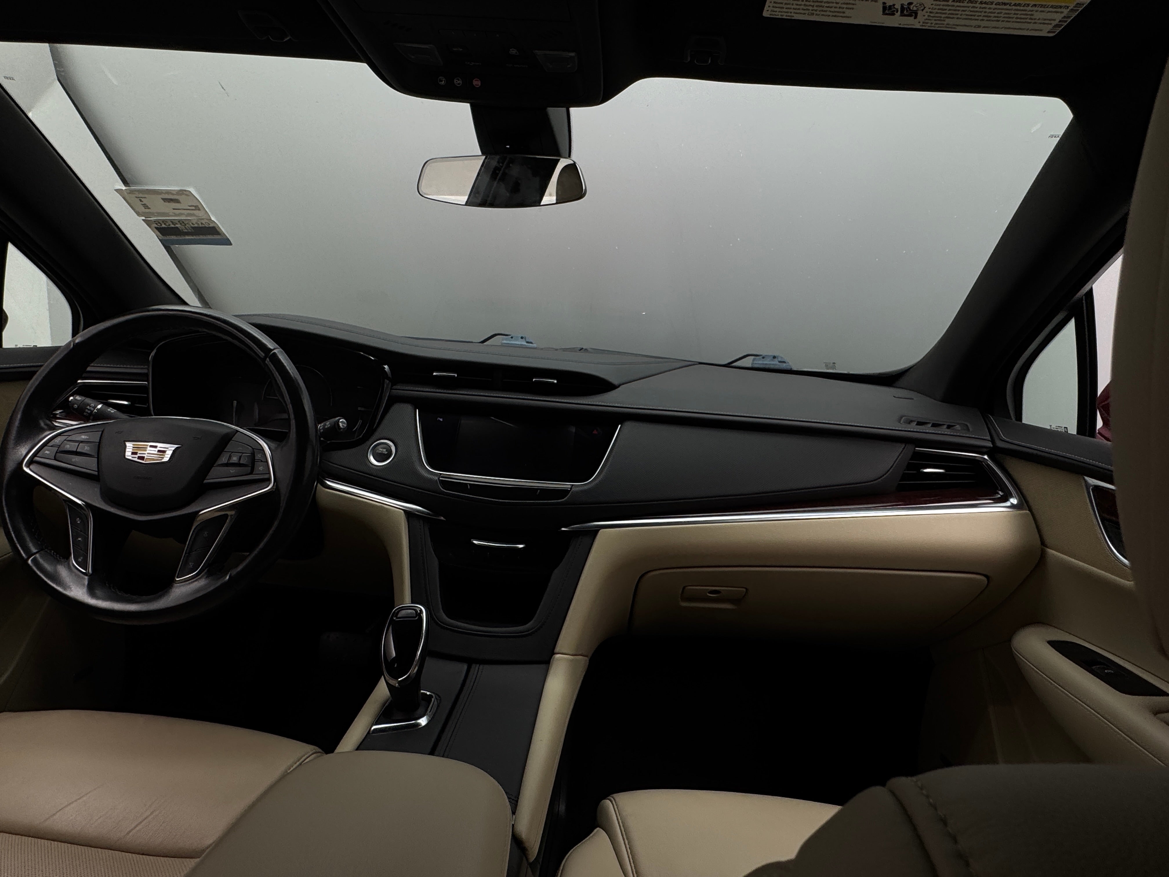 2019 Cadillac XT5 Luxury 2