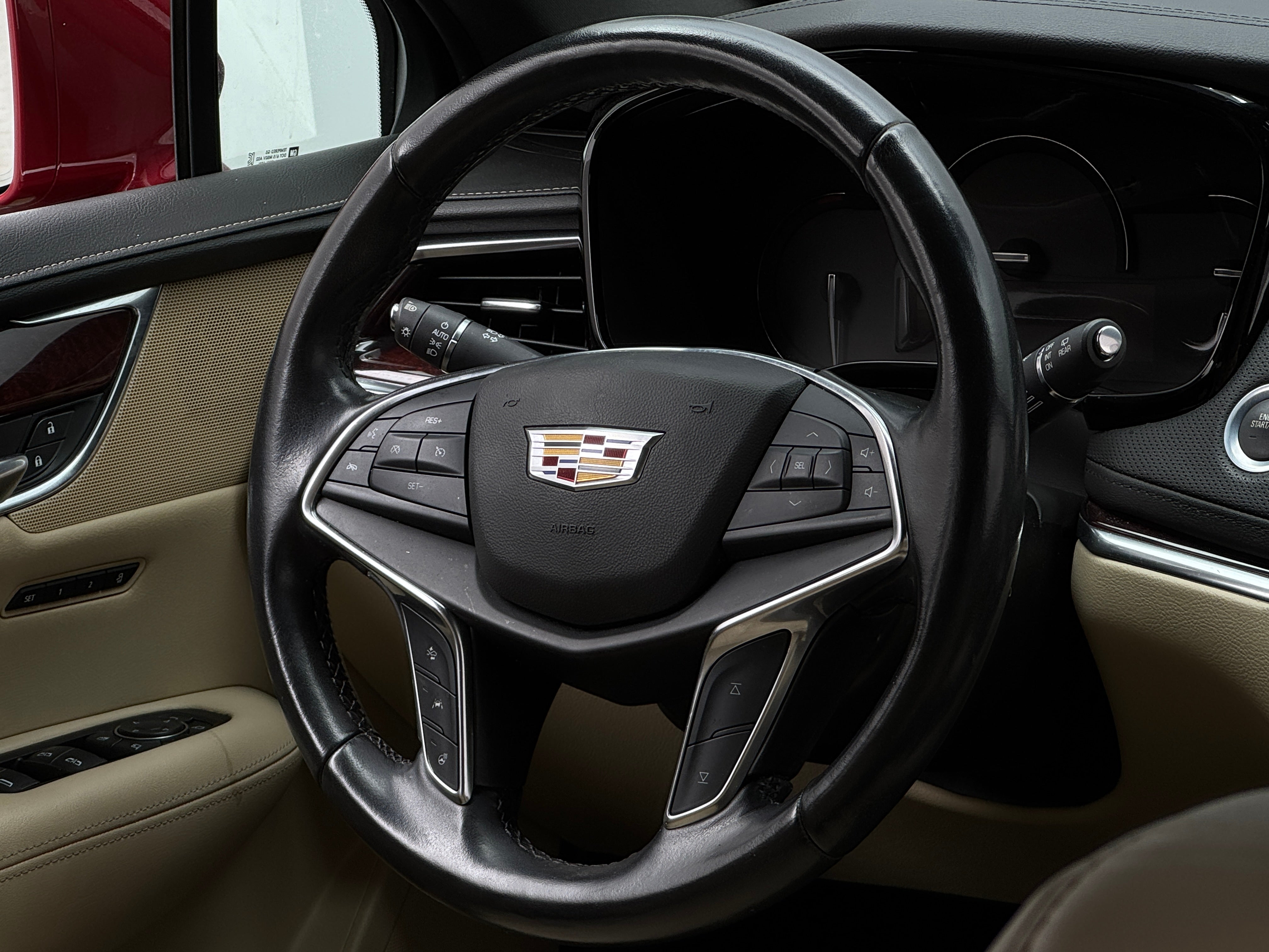 2019 Cadillac XT5 Luxury 4
