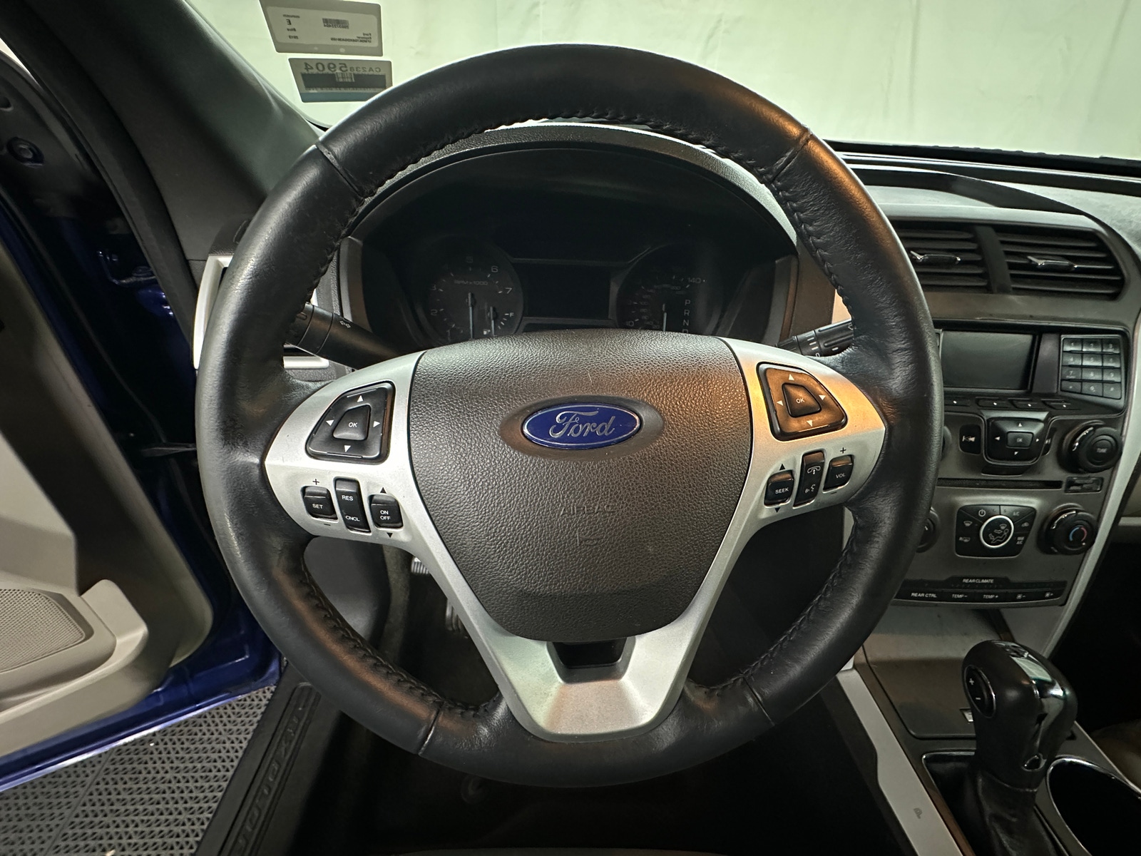 Thumbnail: 2013 Ford Explorer - 5