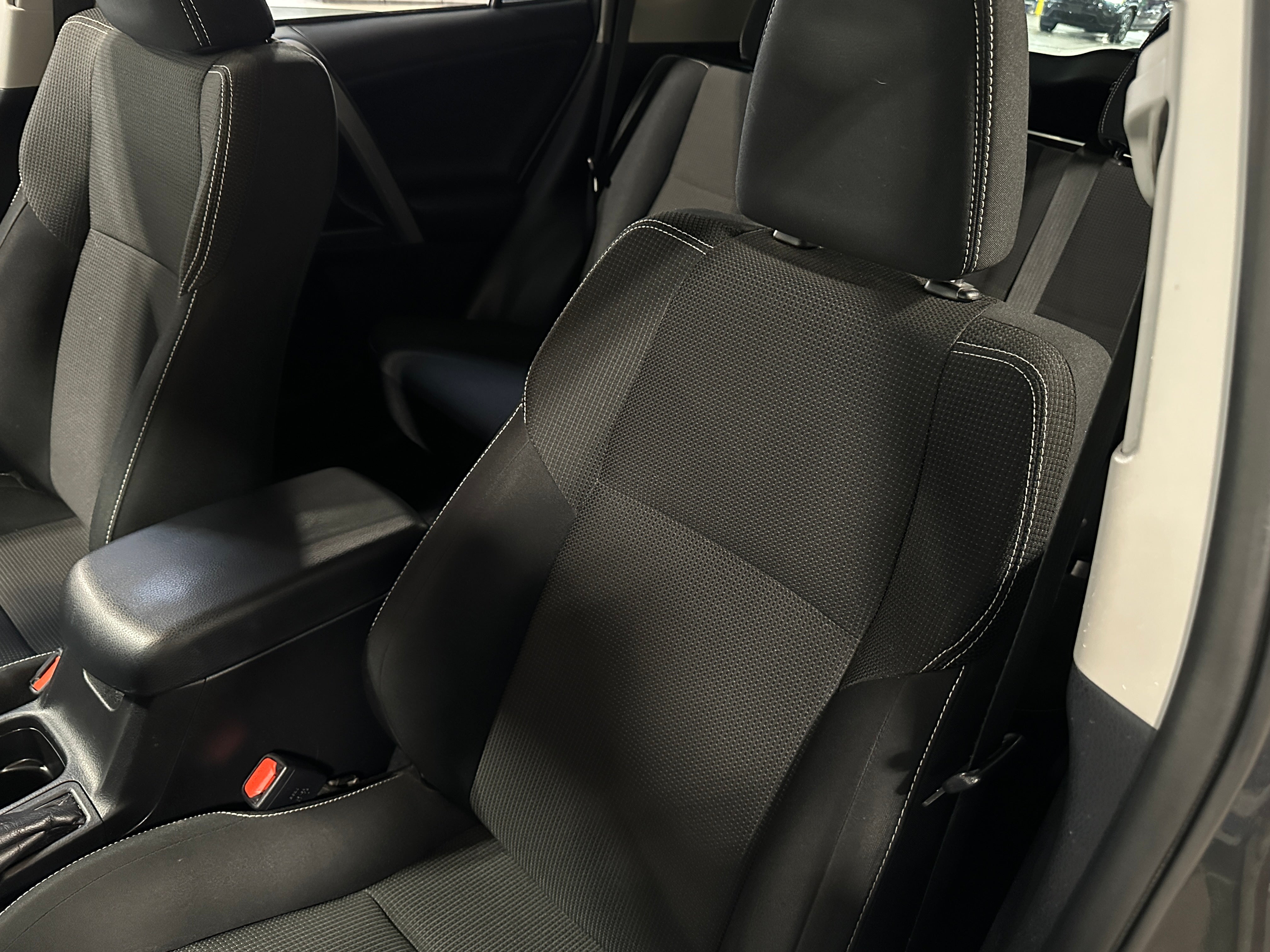 2017 Toyota RAV4 XLE 2