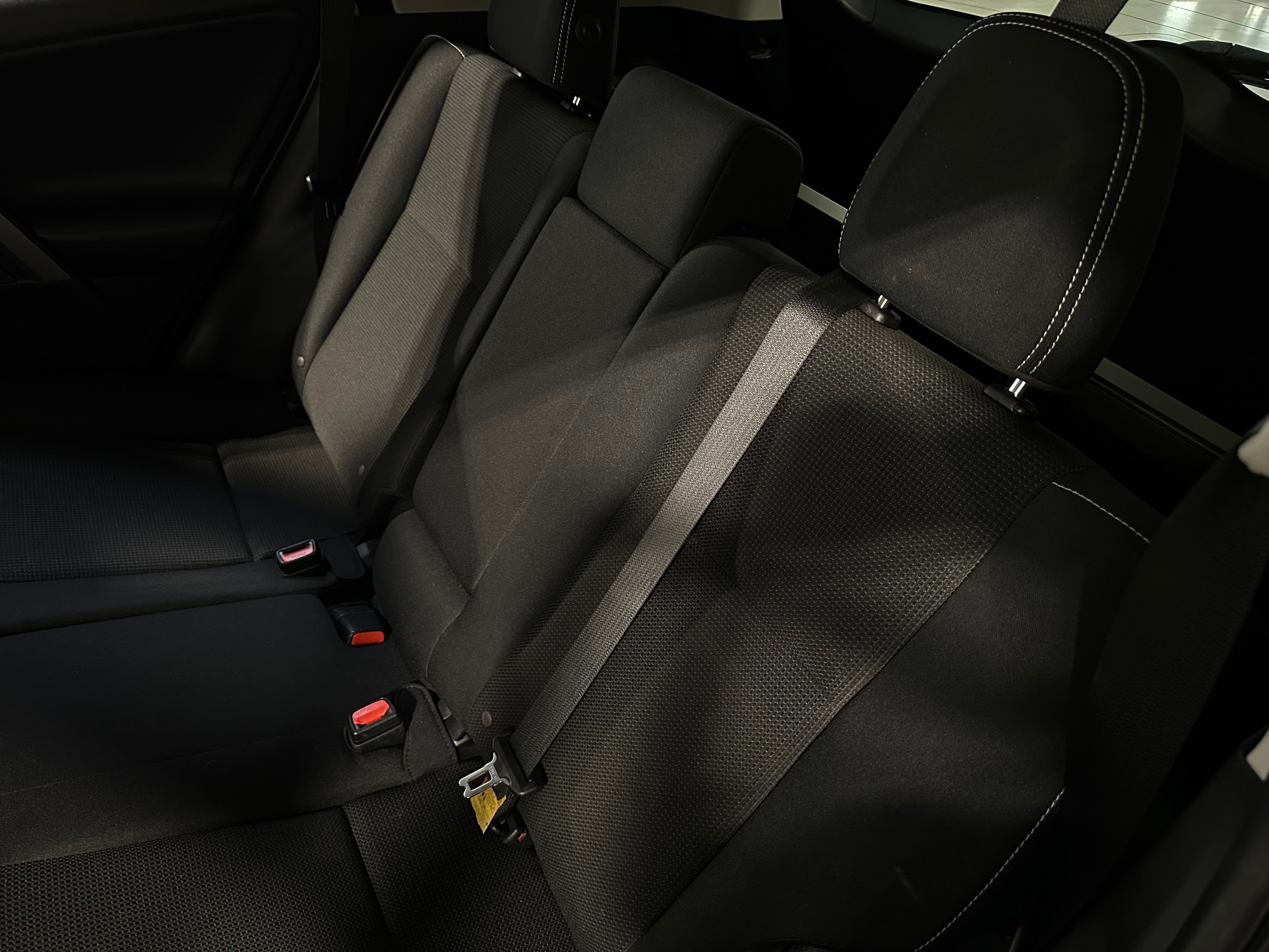 2017 Toyota RAV4 XLE 6