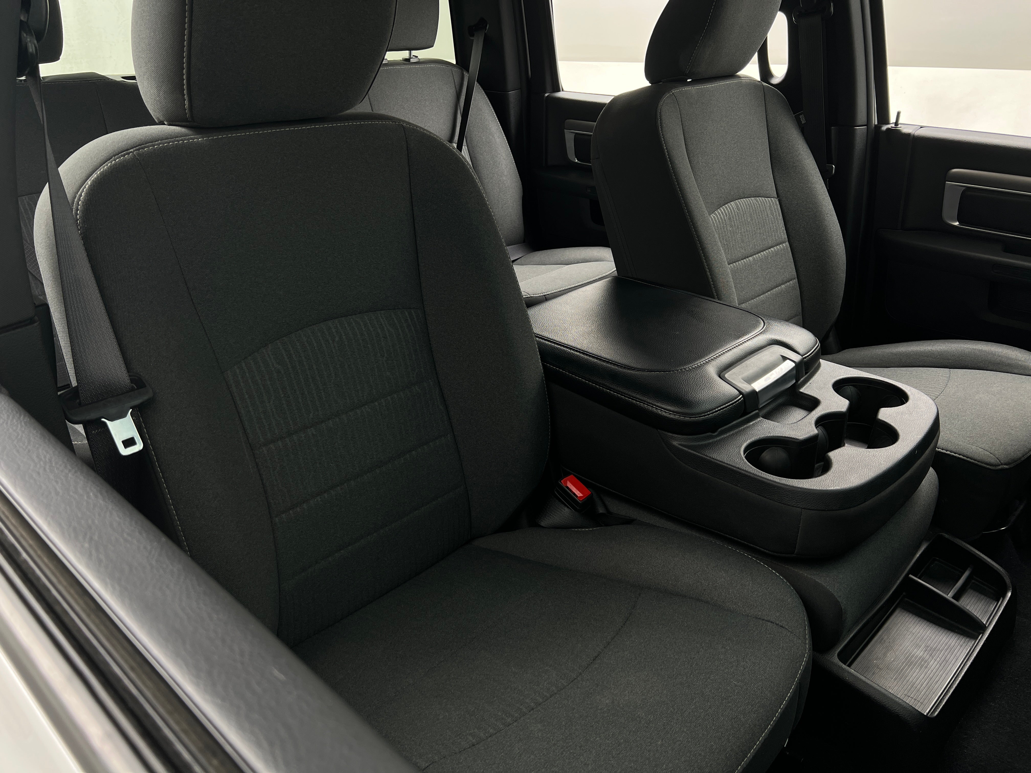 2024 RAM 1500 Classic Warlock 2
