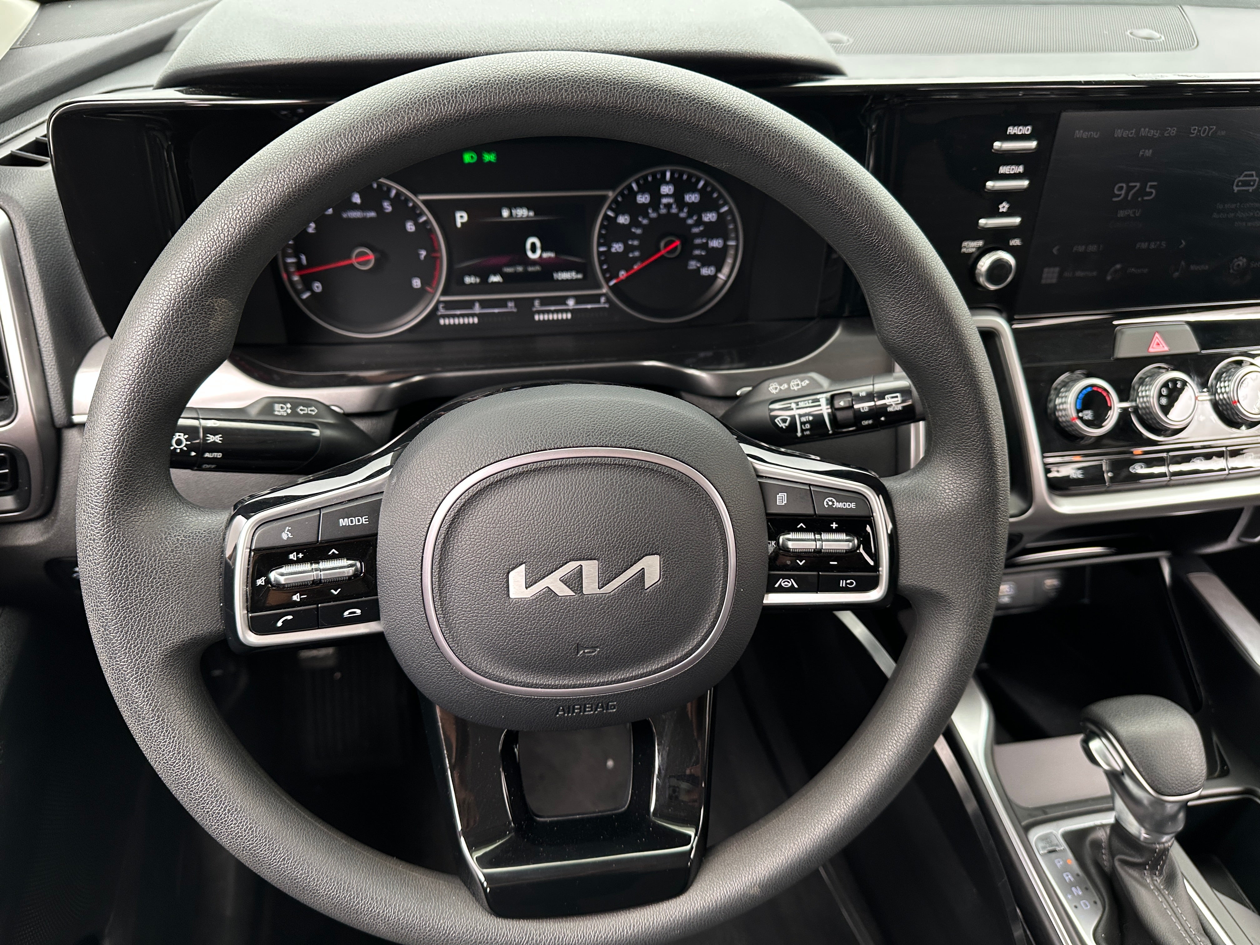 2023 Kia Sorento LX 5