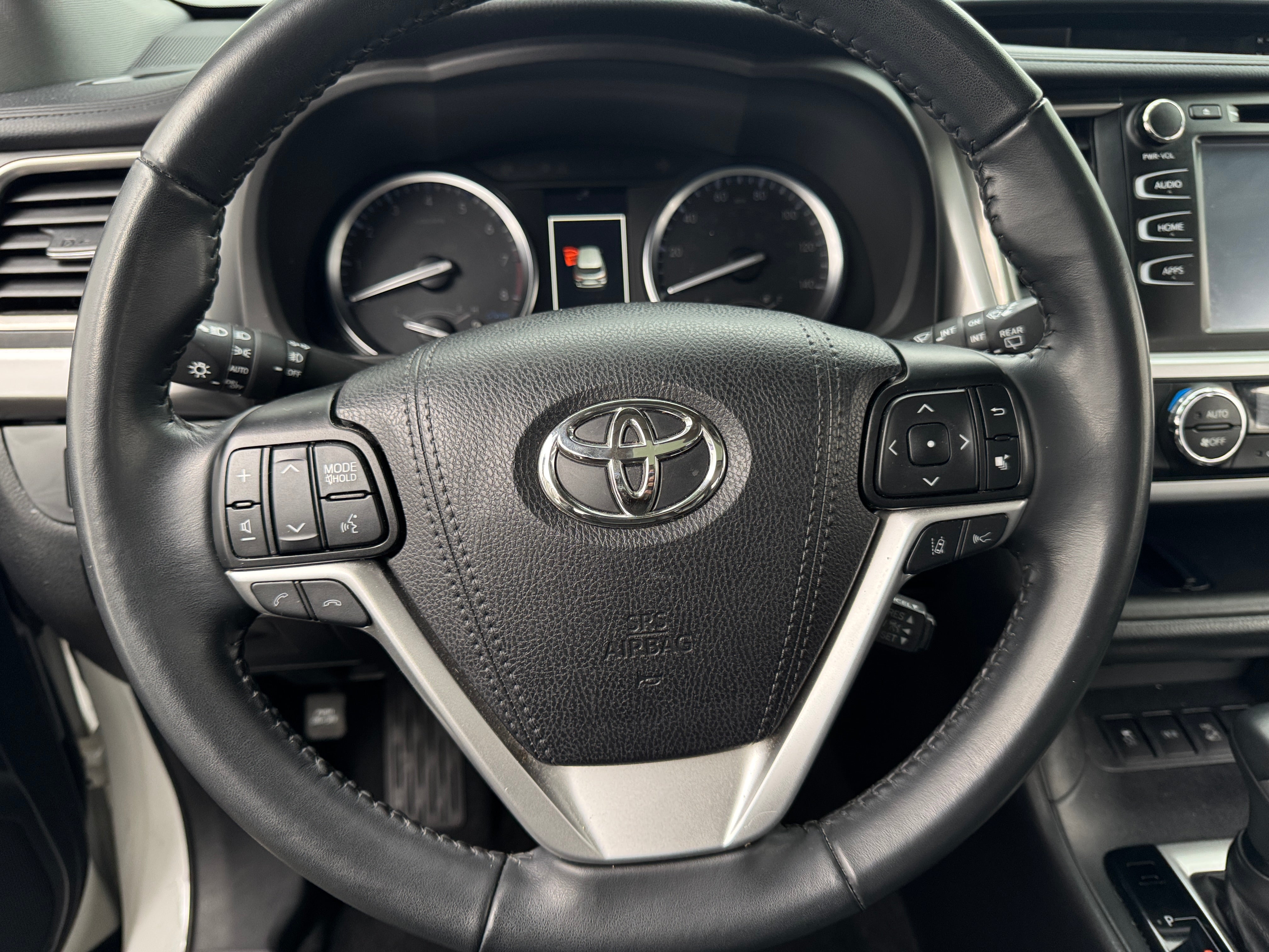 2019 Toyota Highlander SE 4