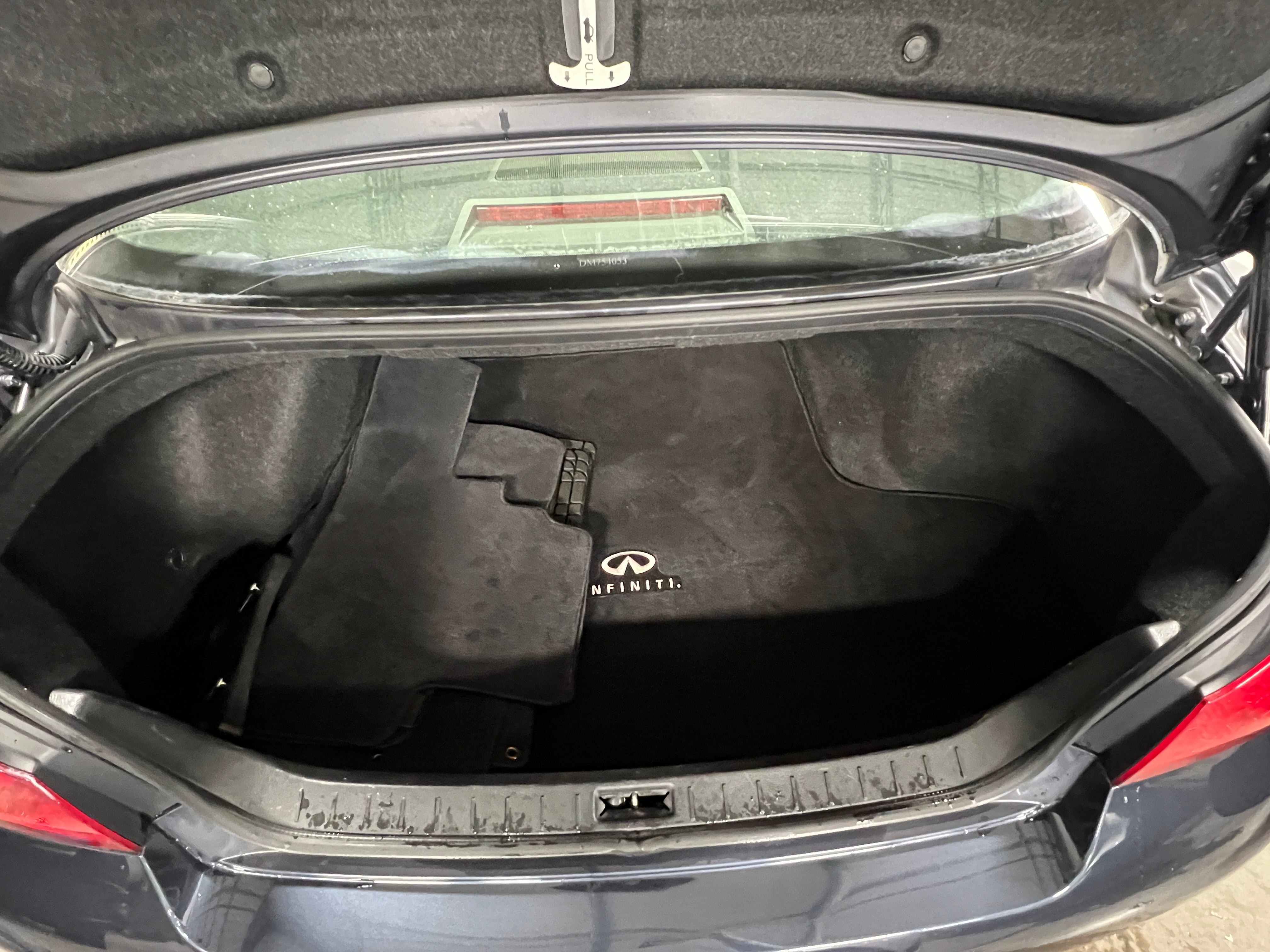 2013 INFINITI G37 X 6