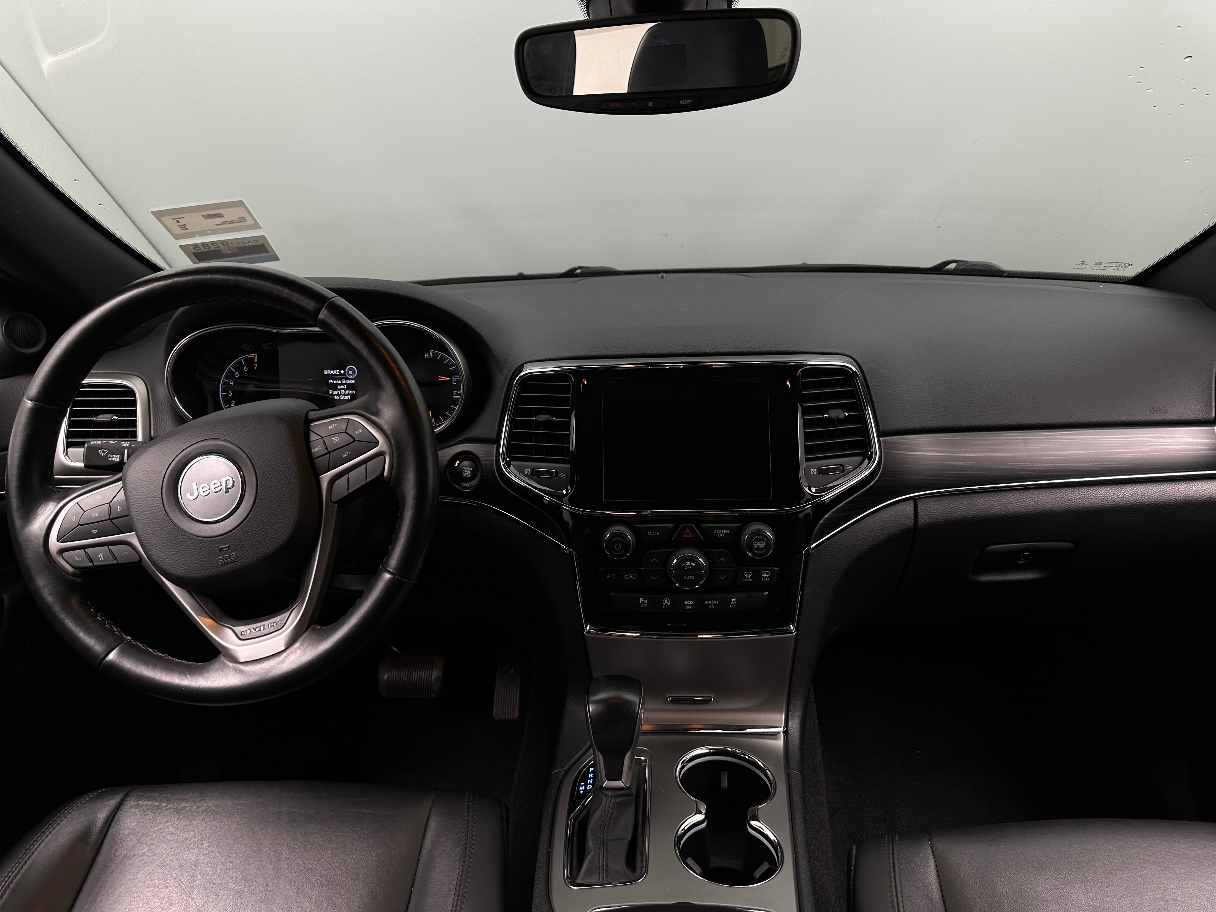 2020 Jeep Grand Cherokee Limited Edition 2
