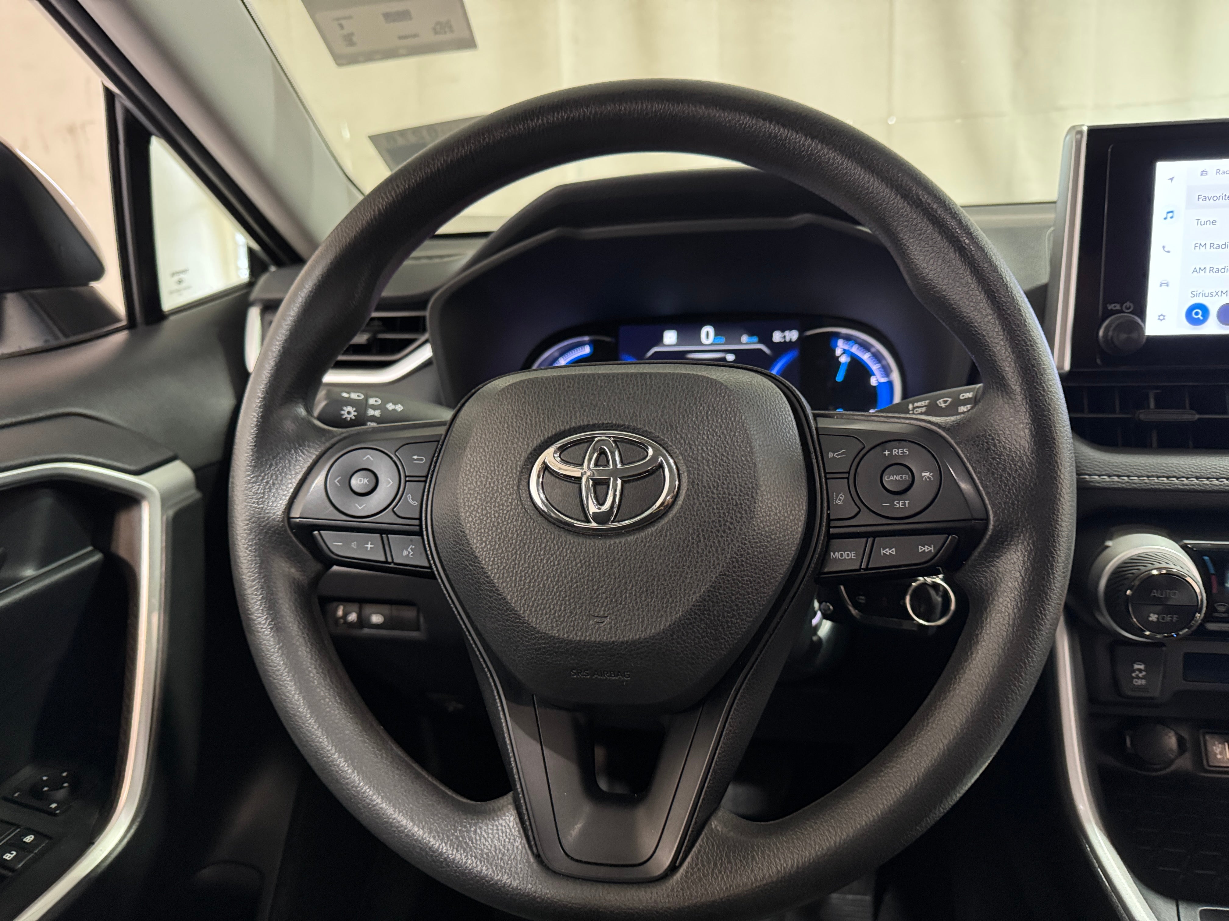 2024 Toyota RAV4 LE 5