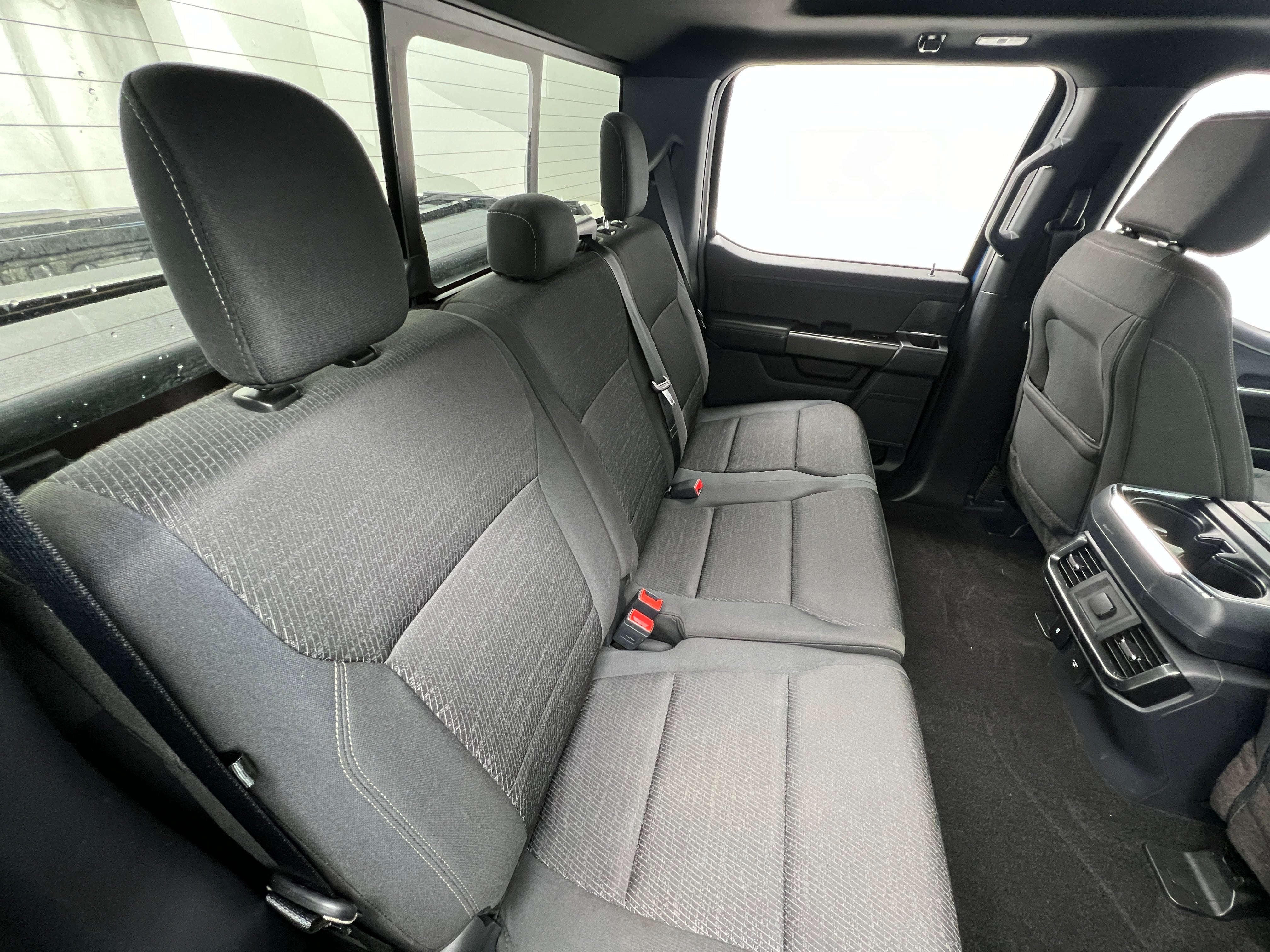 2022 Ford Econoline E-150 6