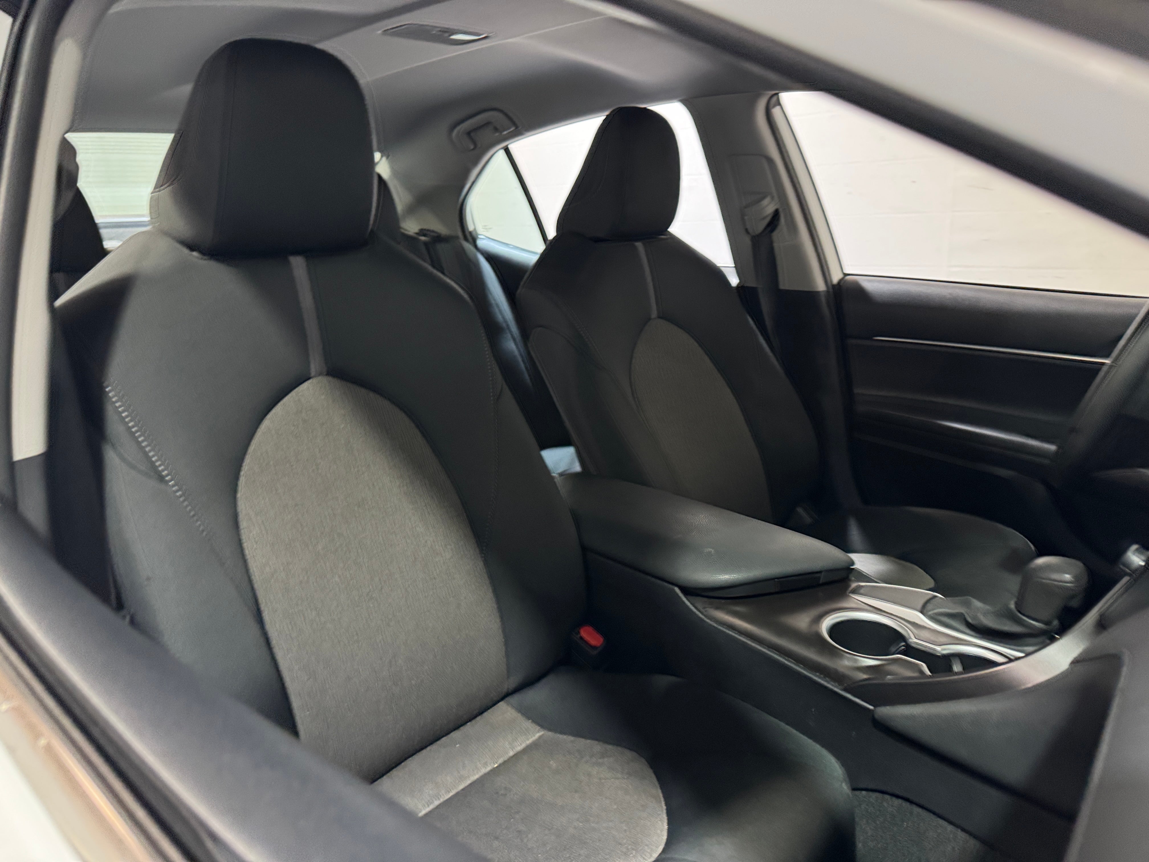 2021 Toyota Camry LE 2