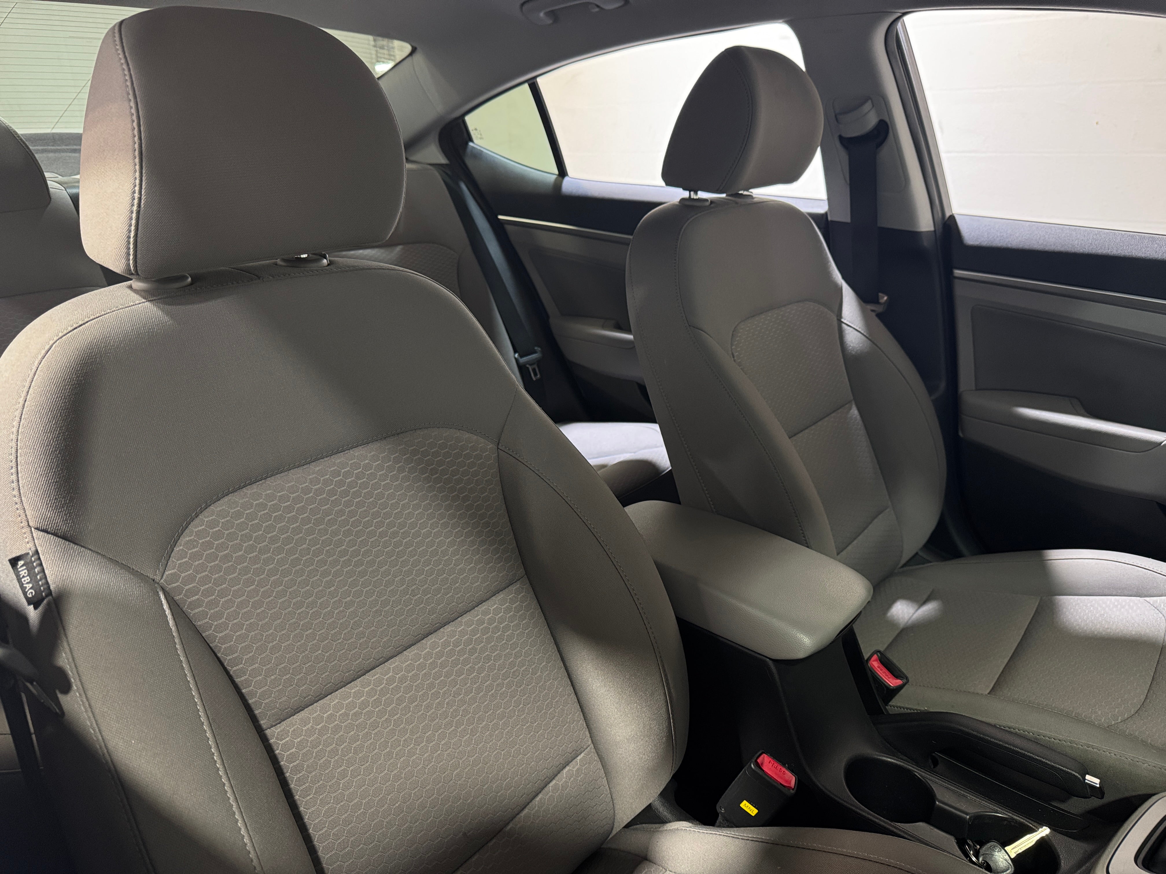 2020 Hyundai Elantra SEL 2