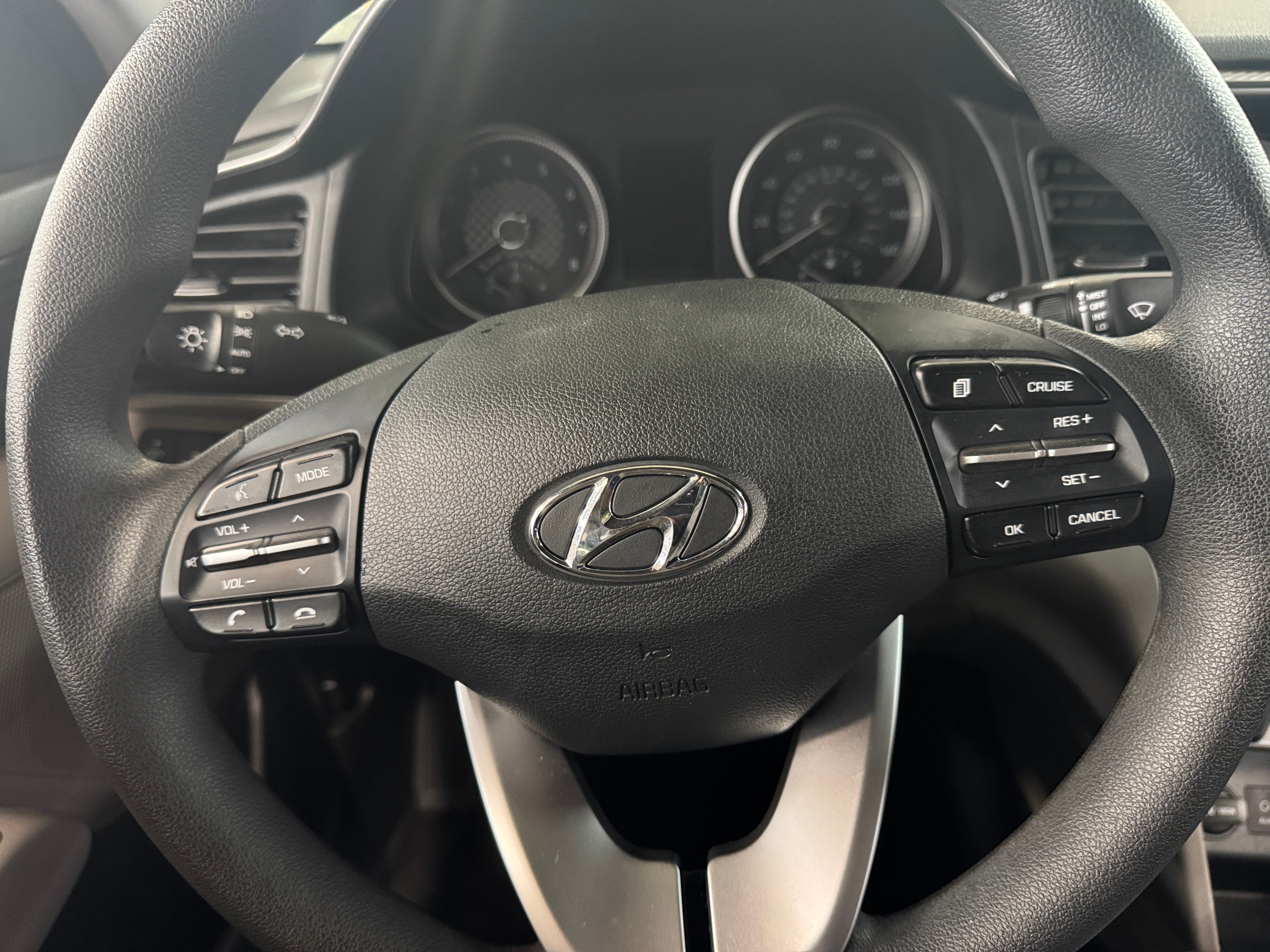 2020 Hyundai Elantra SEL 5