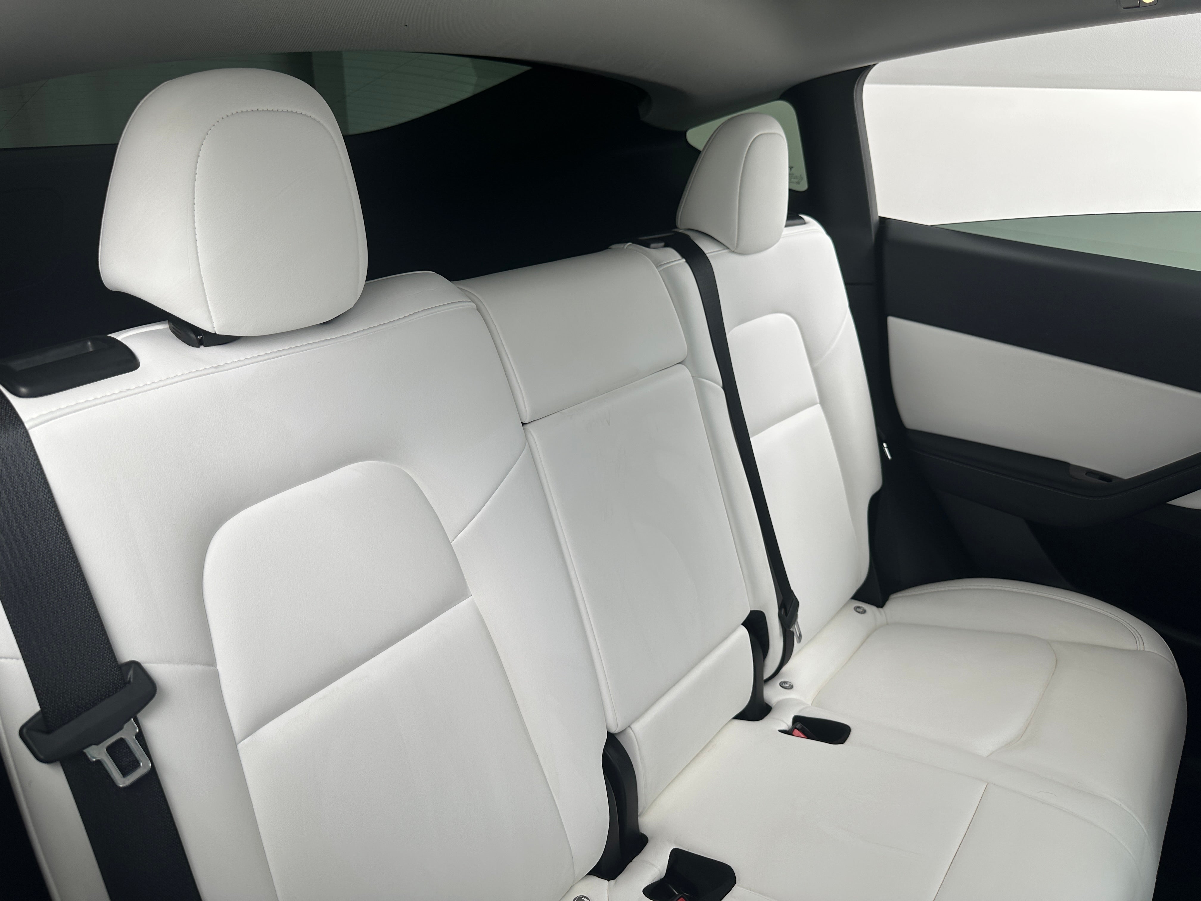 2022 Tesla Model Y Long Range 5