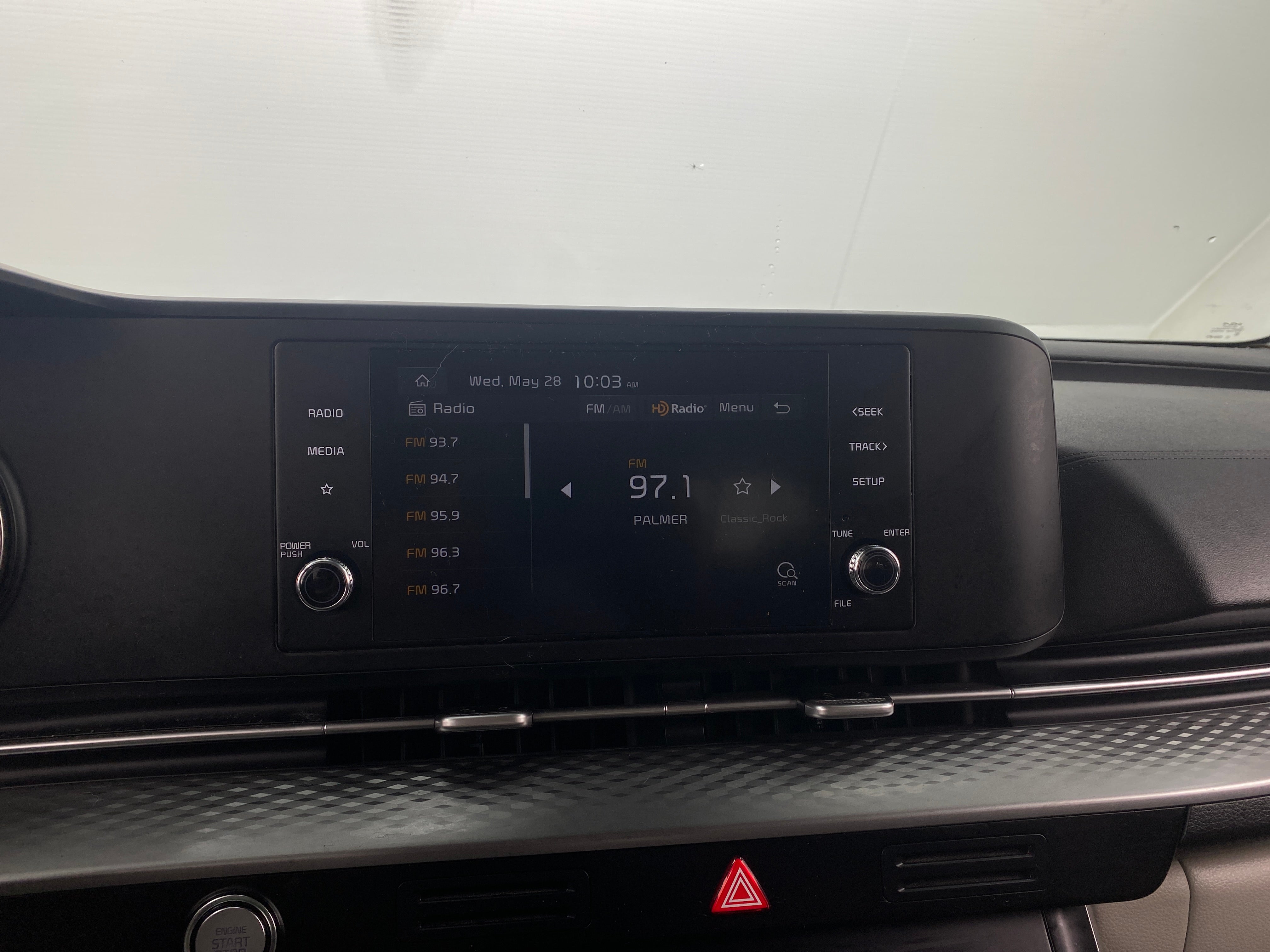 2022 Kia Carnival LX 4