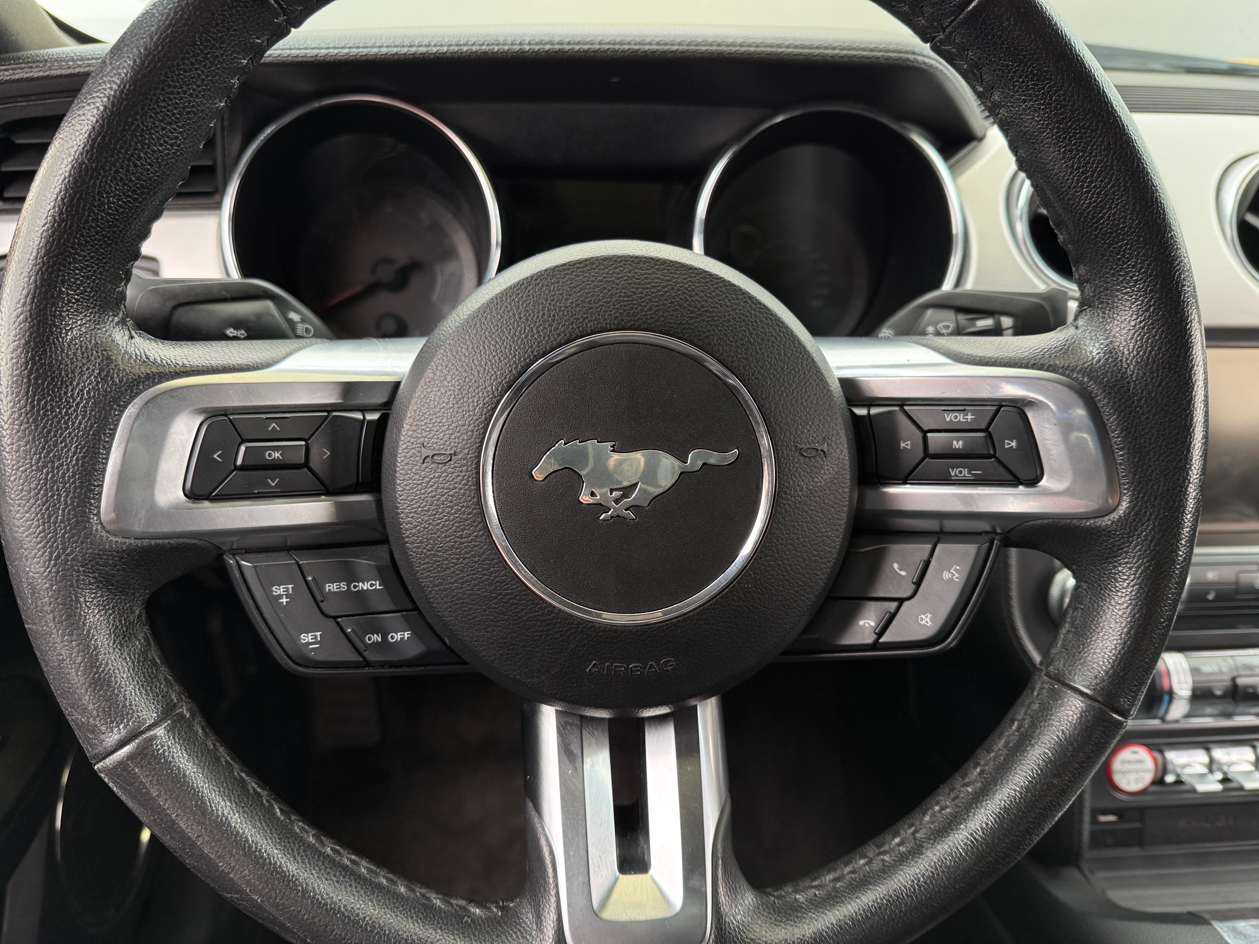 2015 Ford Mustang  3